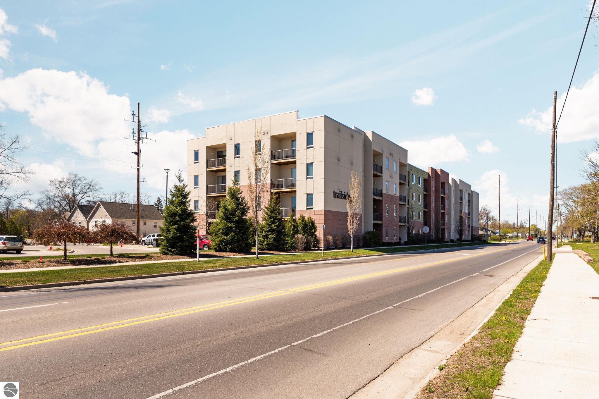 630-306 S Garfield Avenue # 306