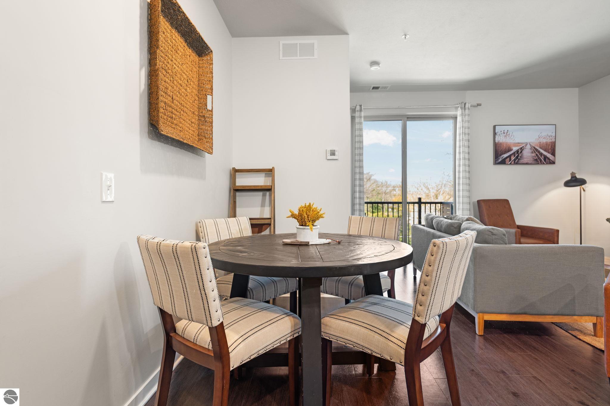 630-306 S Garfield Avenue # 306