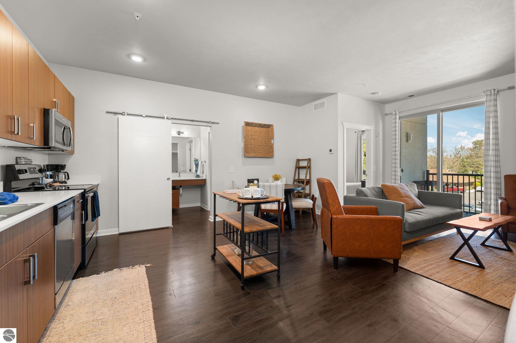 630-306 S Garfield Avenue # 306