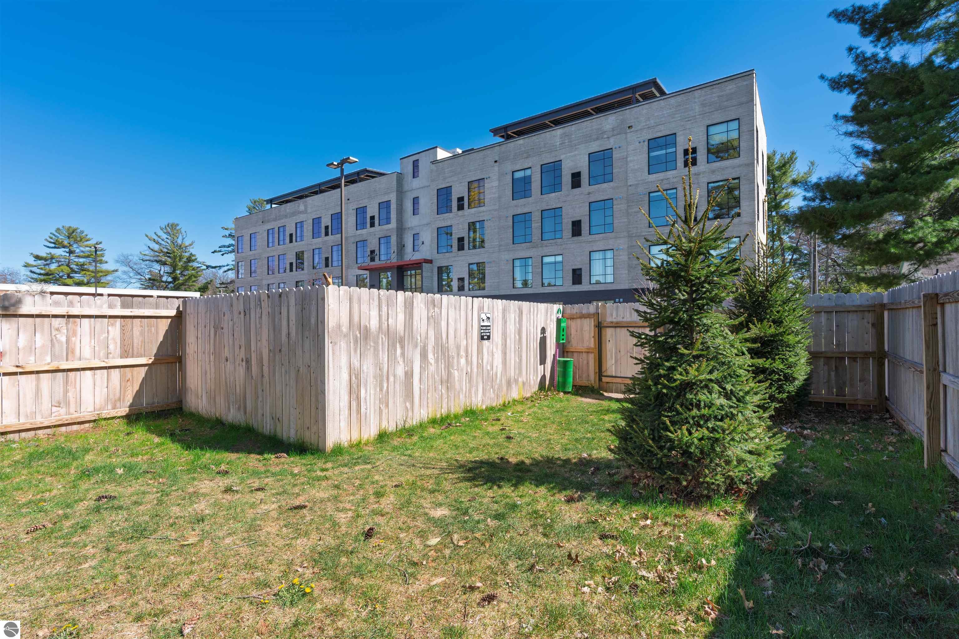 1825 E Eighth Street # 220
