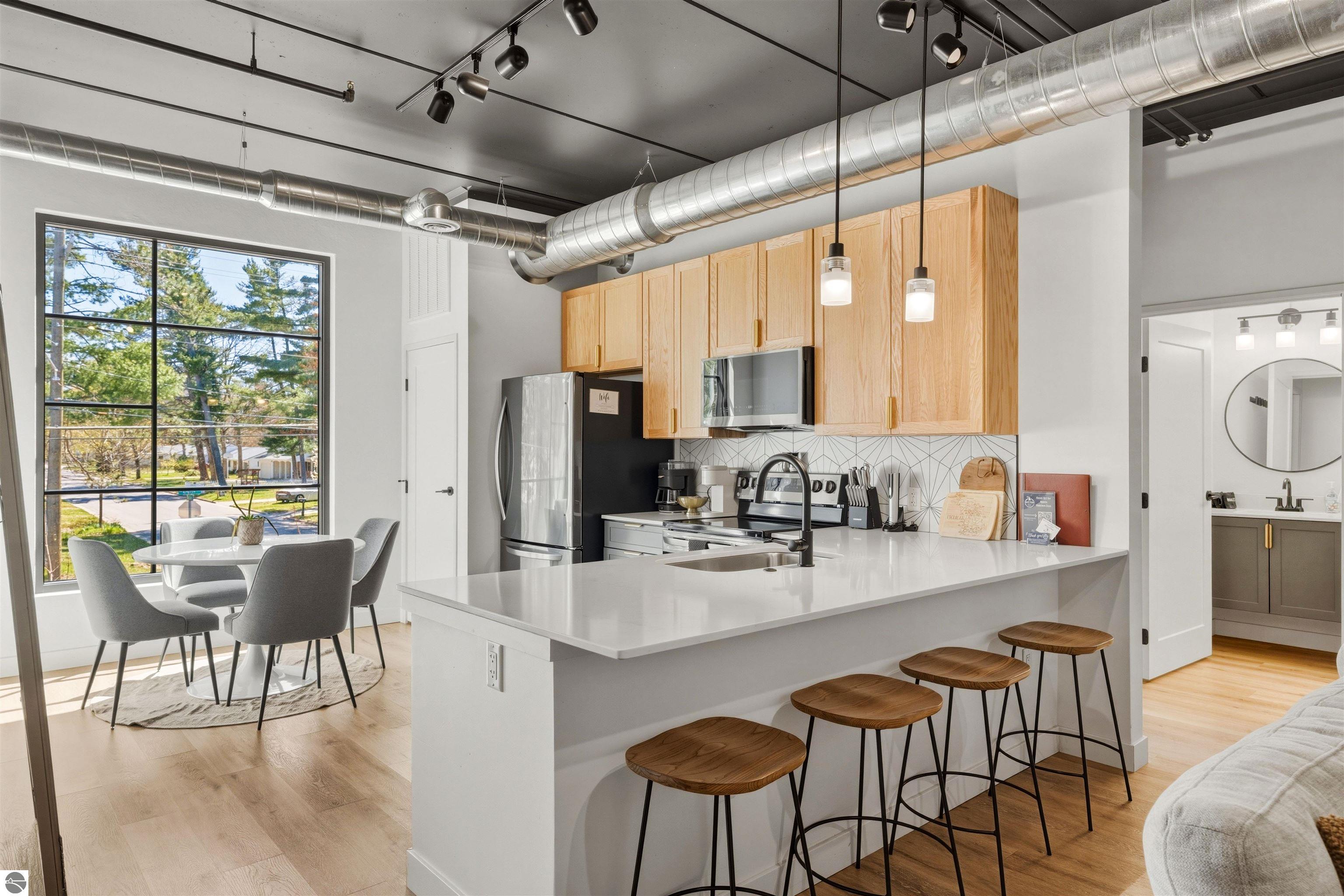 1825 E Eighth Street # 220