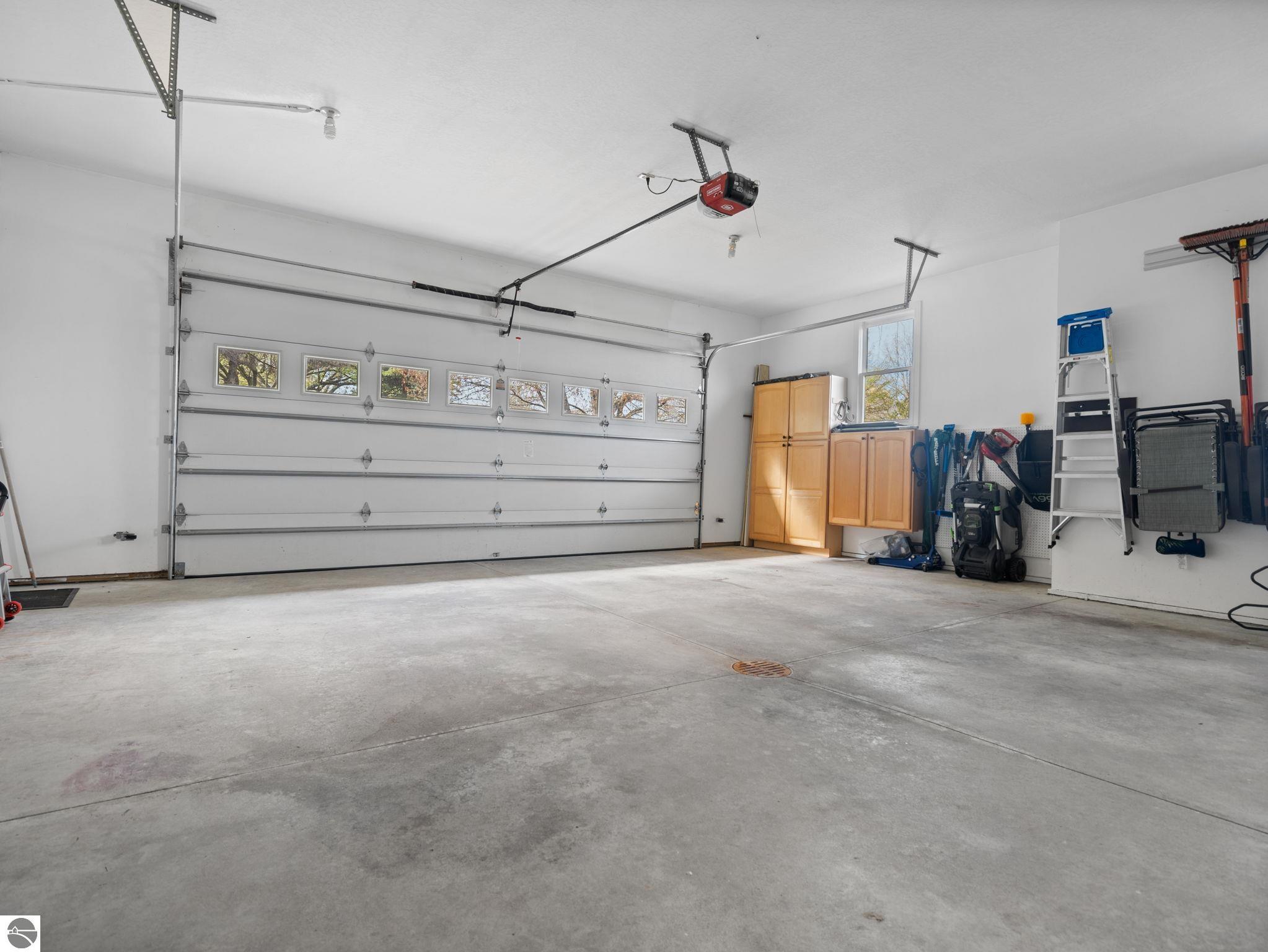 5084 Arrowhead Court