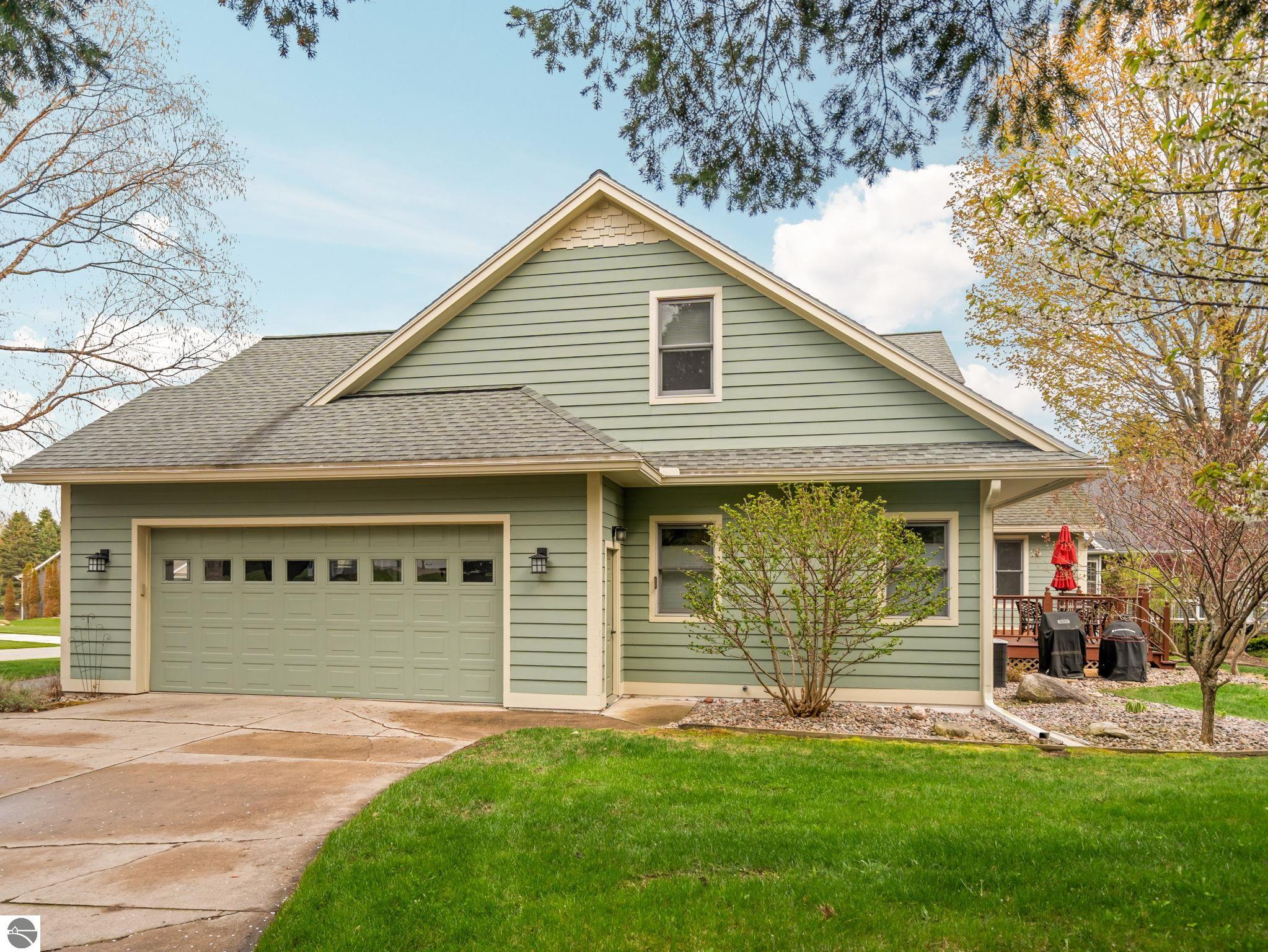5084 Arrowhead Court