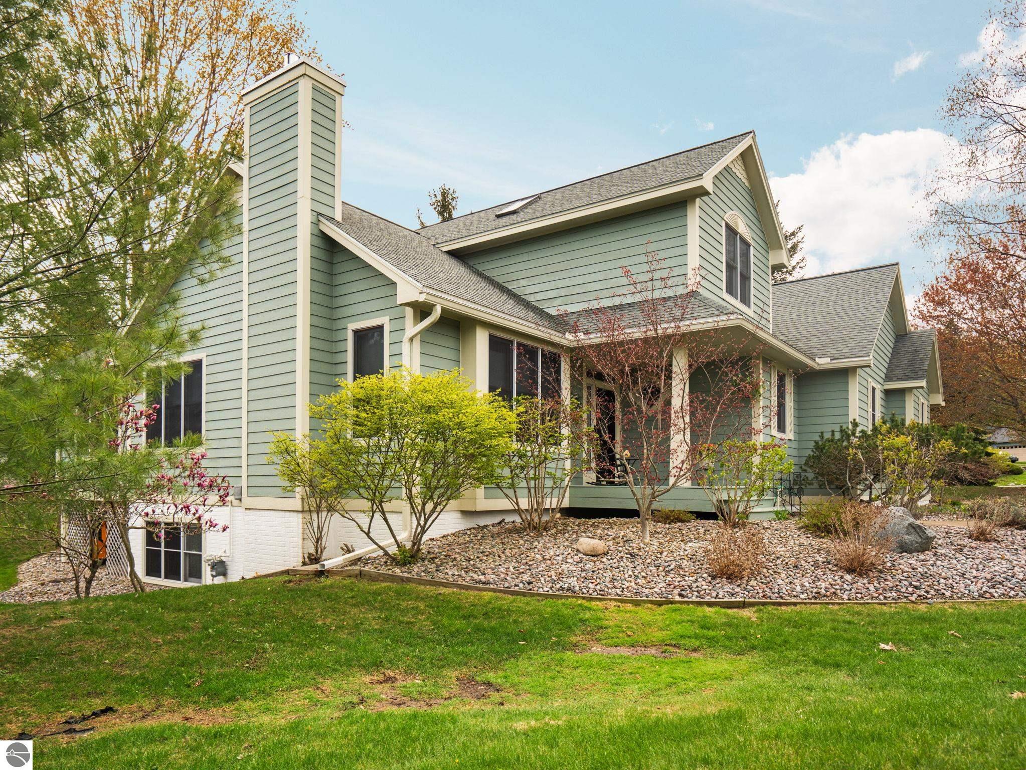 5084 Arrowhead Court