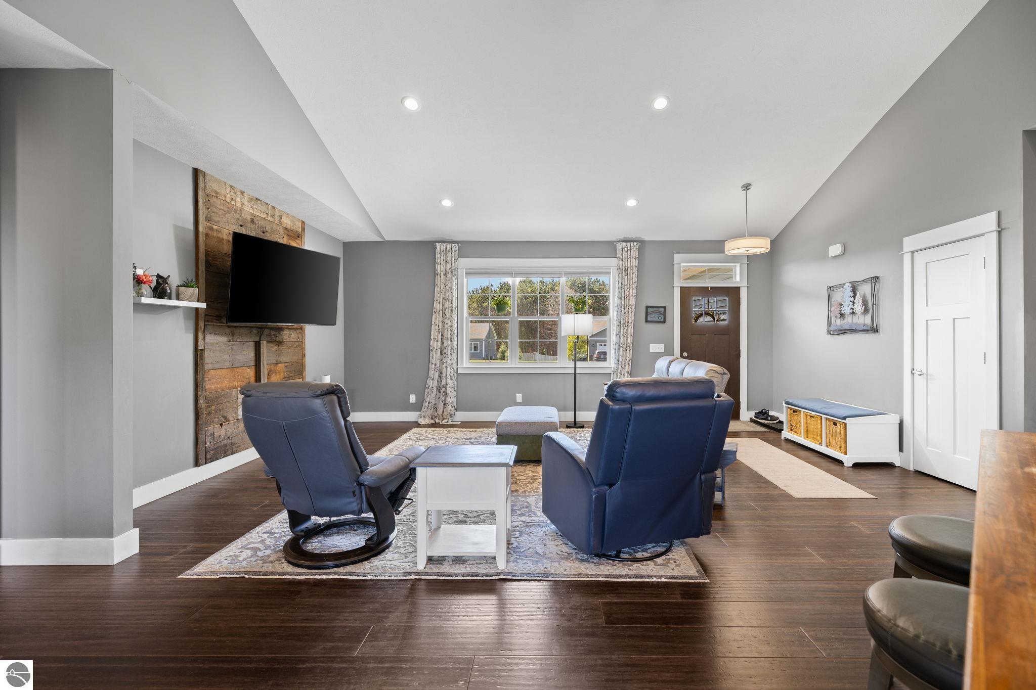 4224 Long Wood Drive