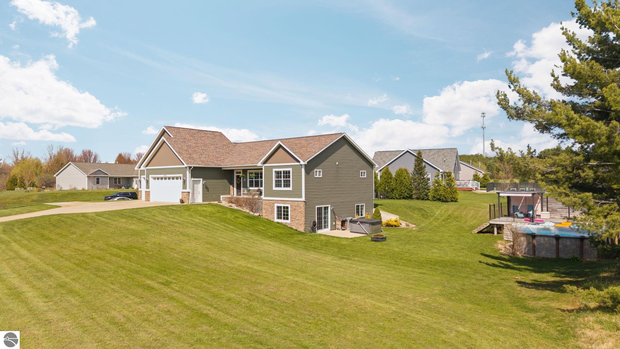 4224 Long Wood Drive