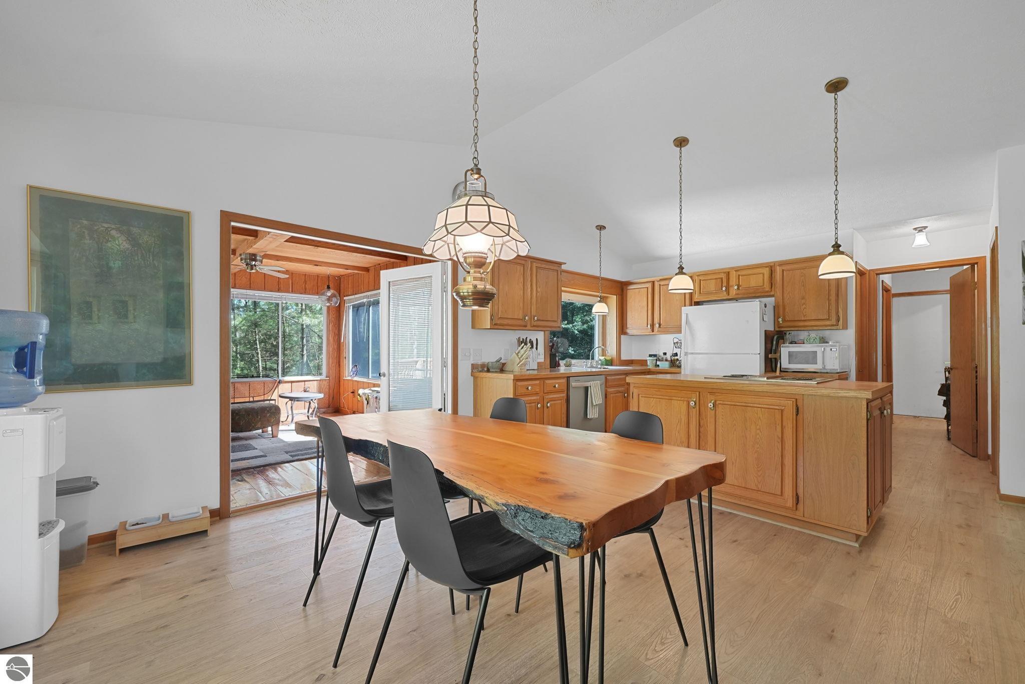 3317 N Timberwood Drive