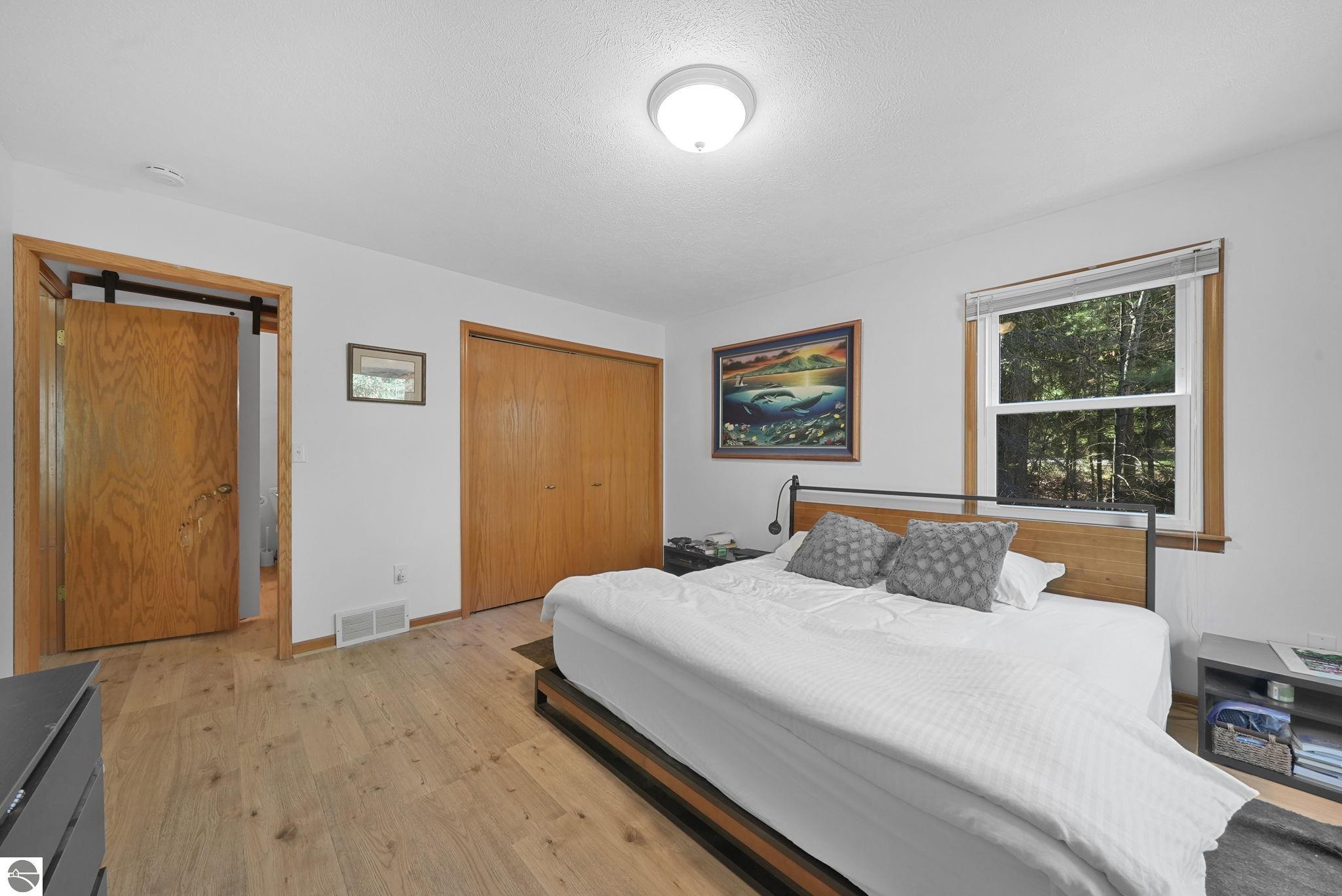 3317 N Timberwood Drive