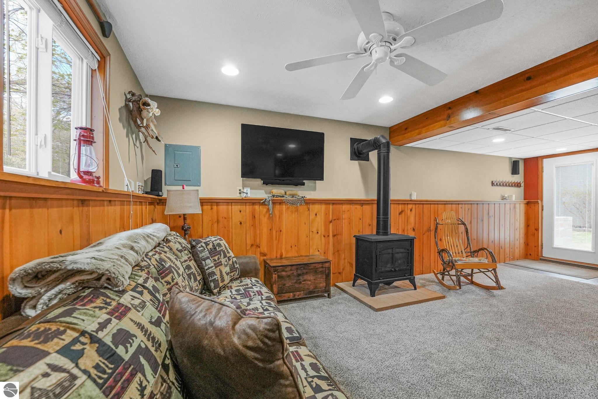 10587 Wildwood Road