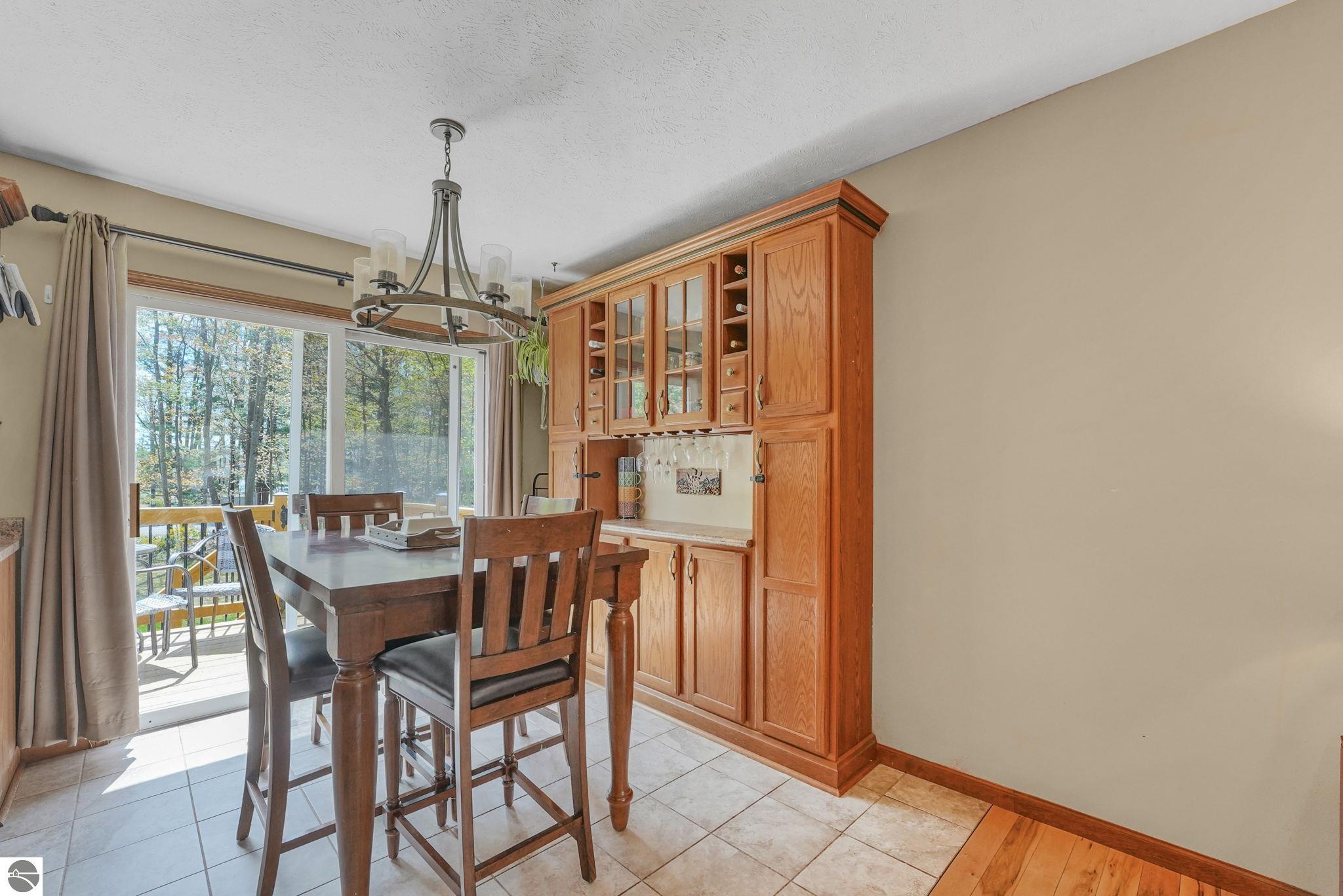 10587 Wildwood Road