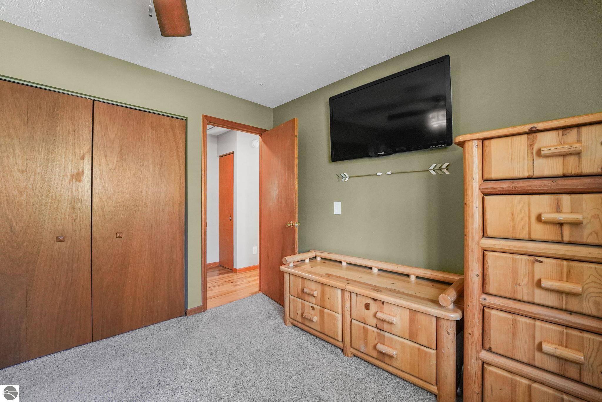 10587 Wildwood Road