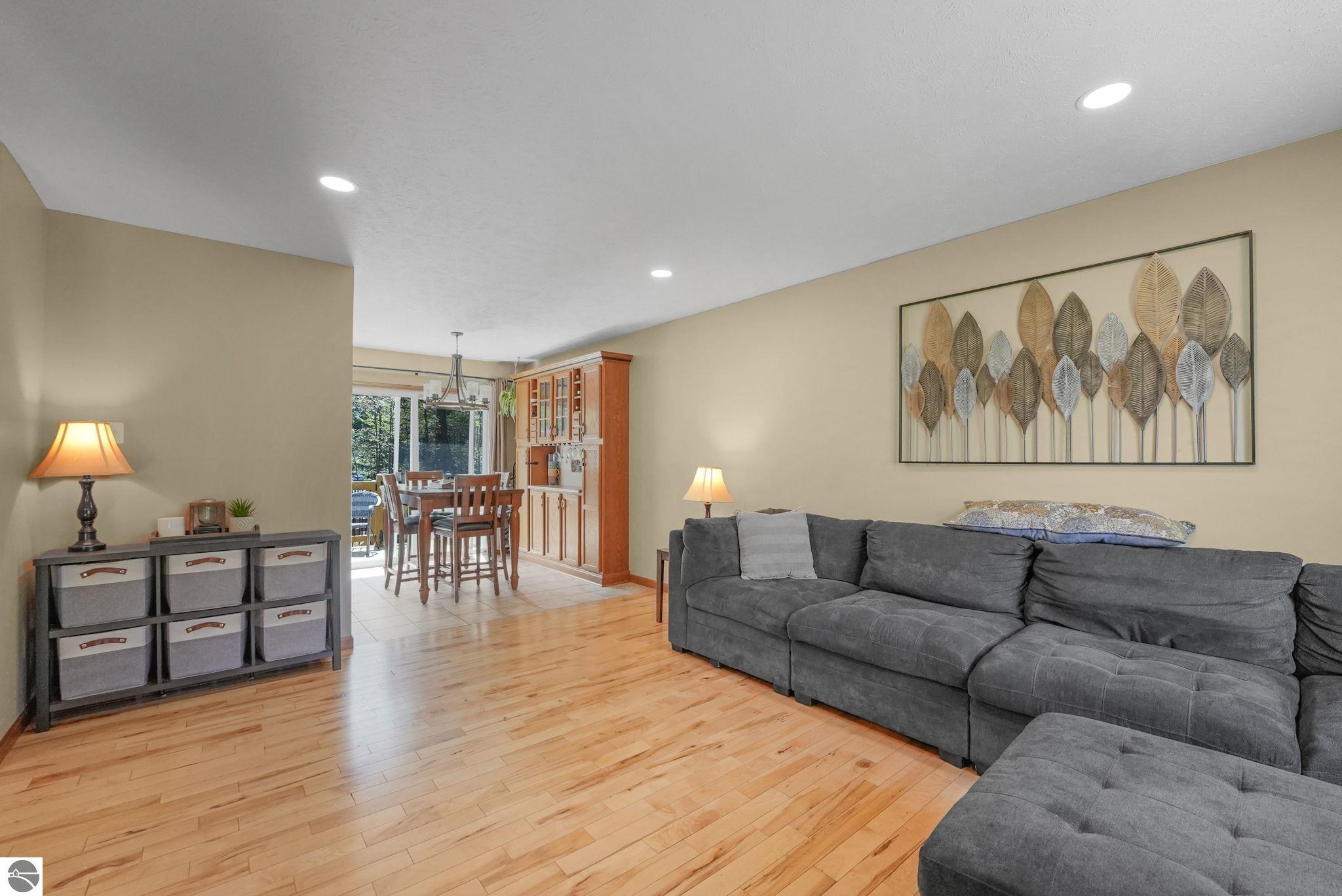 10587 Wildwood Road
