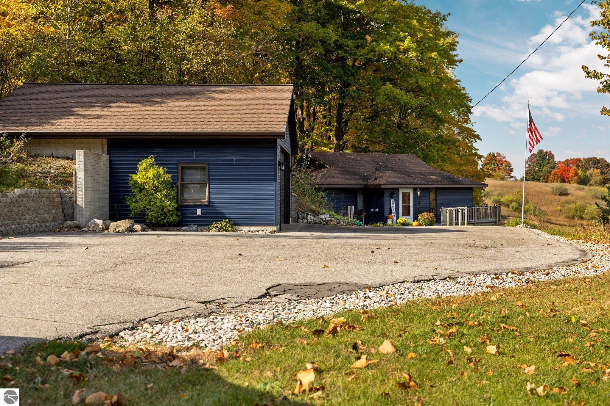 4525 Strait Road
