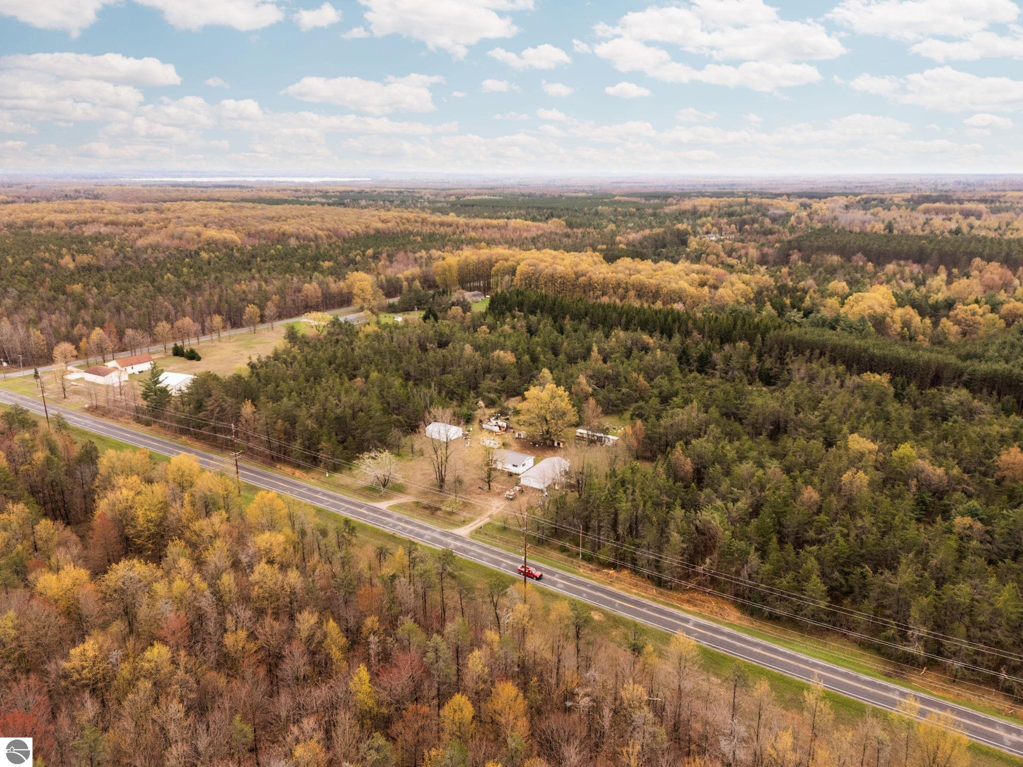 960 E 32 Road