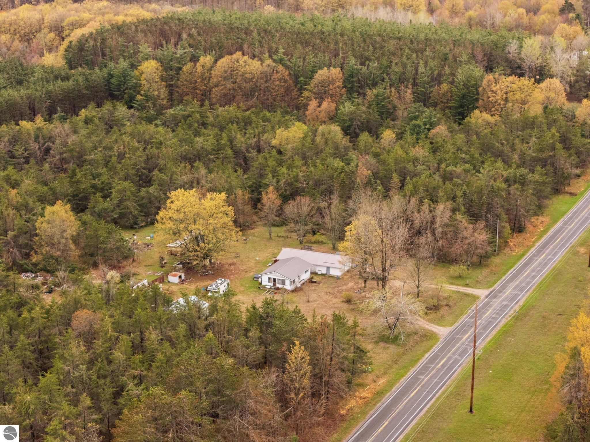 960 E 32 Road