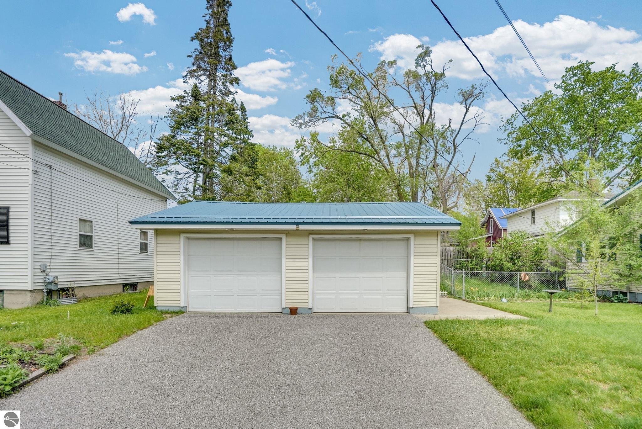621 Cherry Street