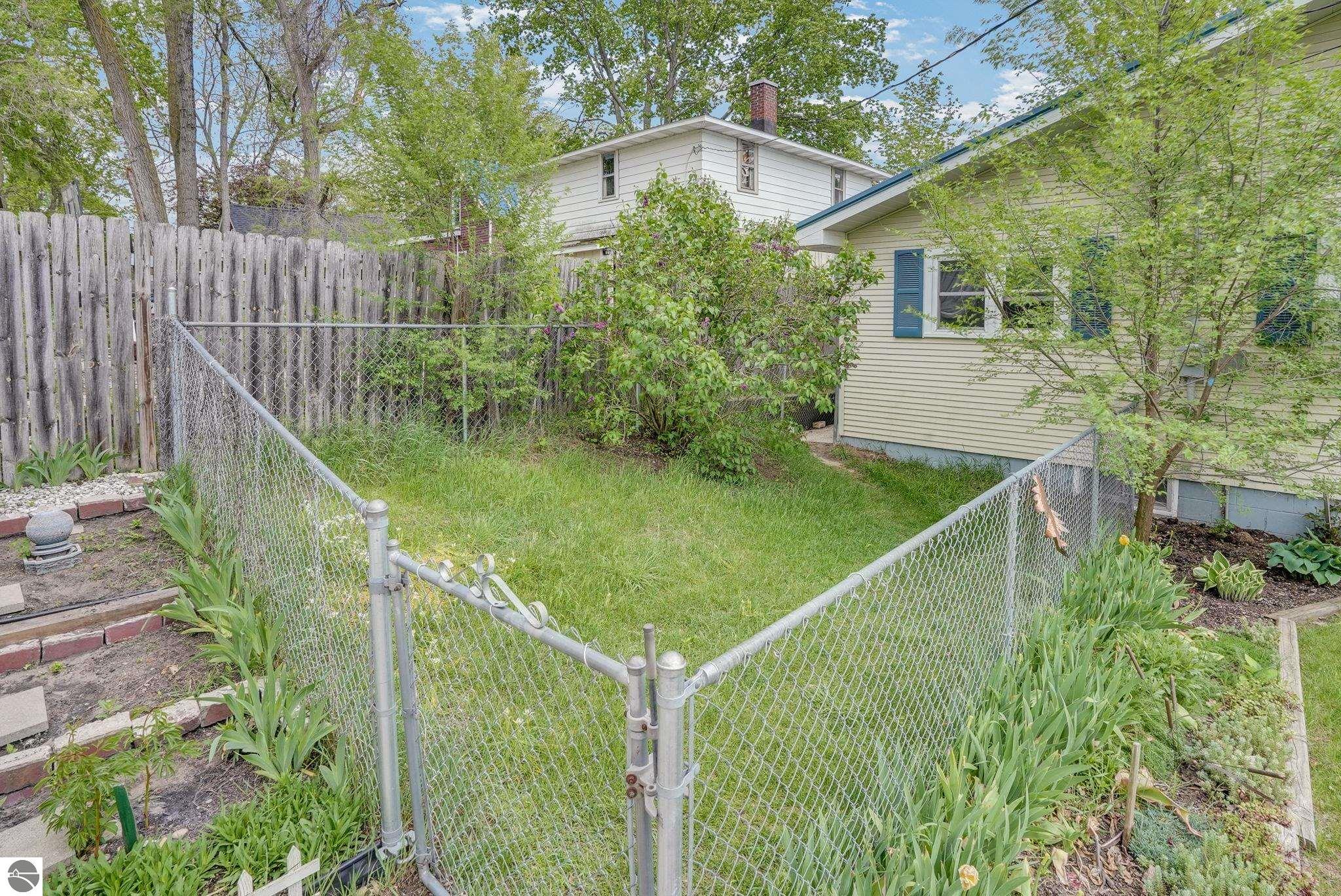 621 Cherry Street