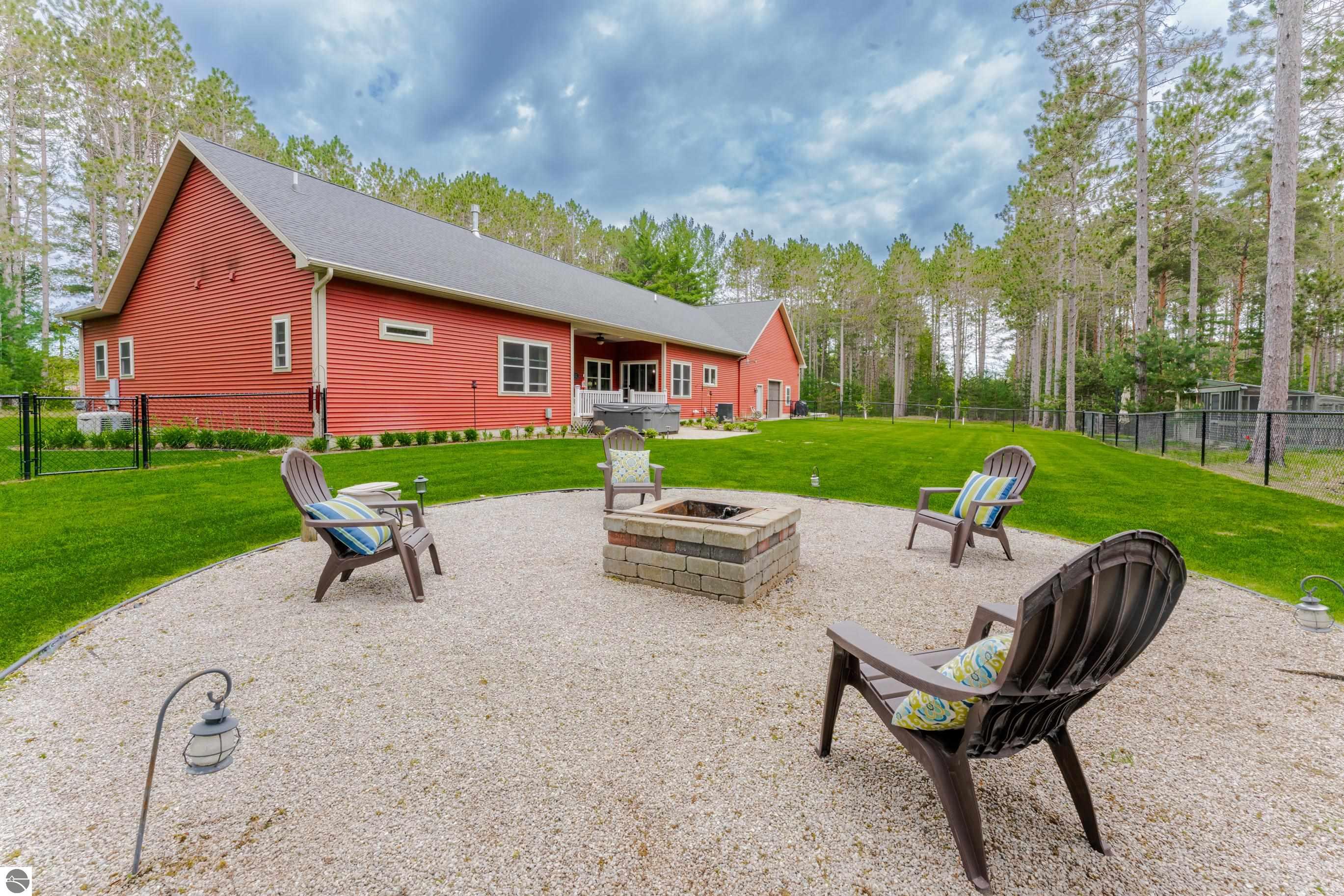 1465 Betsie River Road