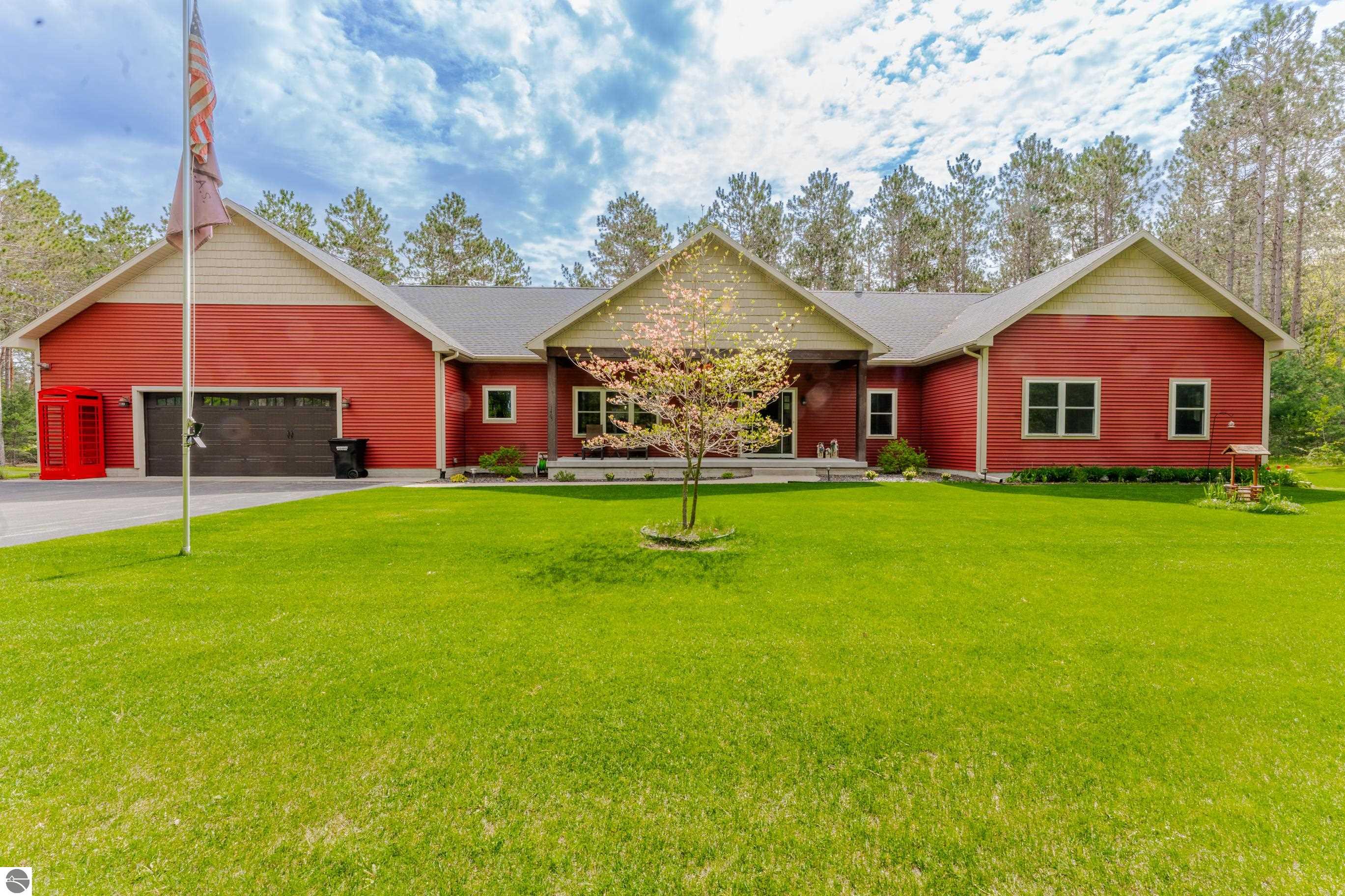 1465 Betsie River Road