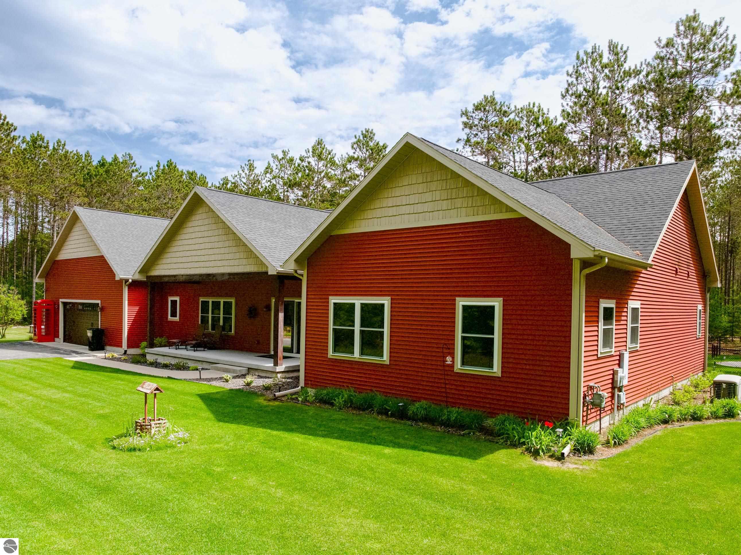 1465 Betsie River Road