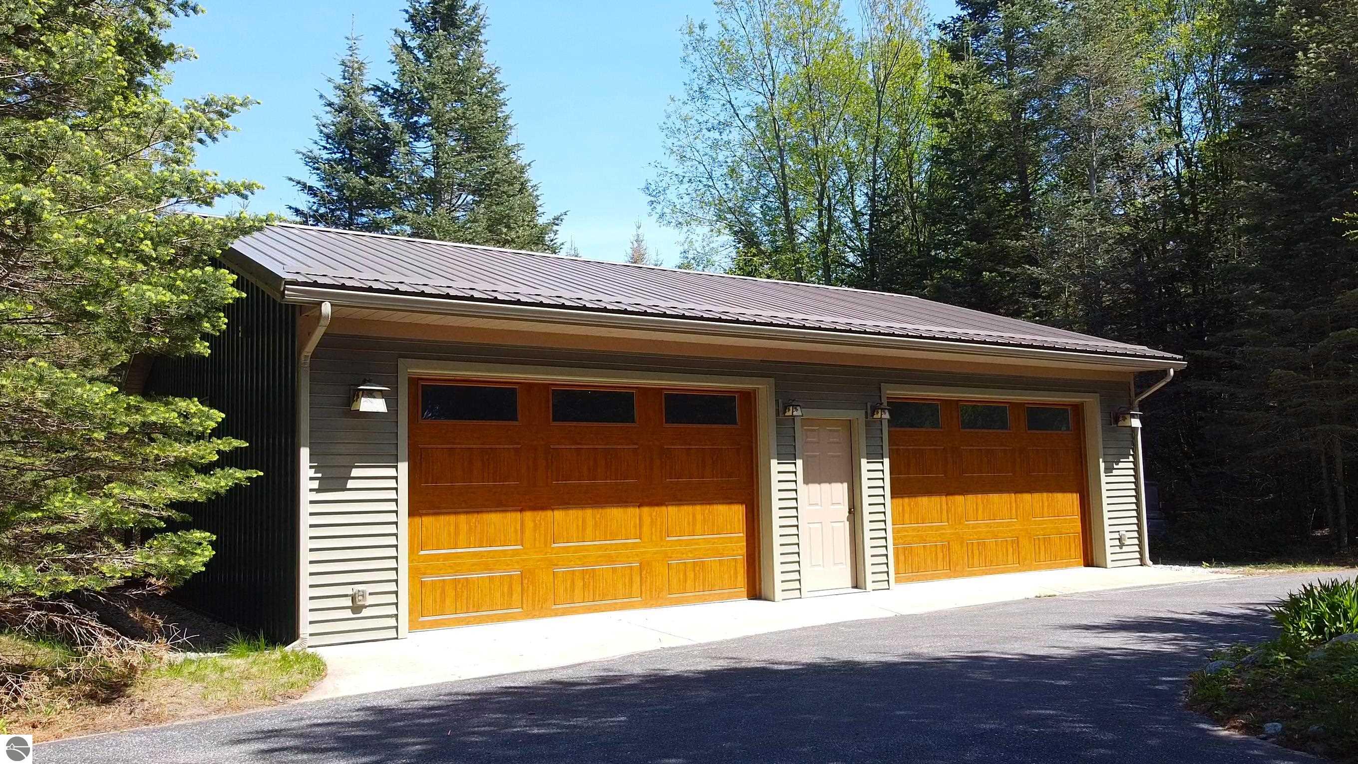 2525 Burdickville Road
