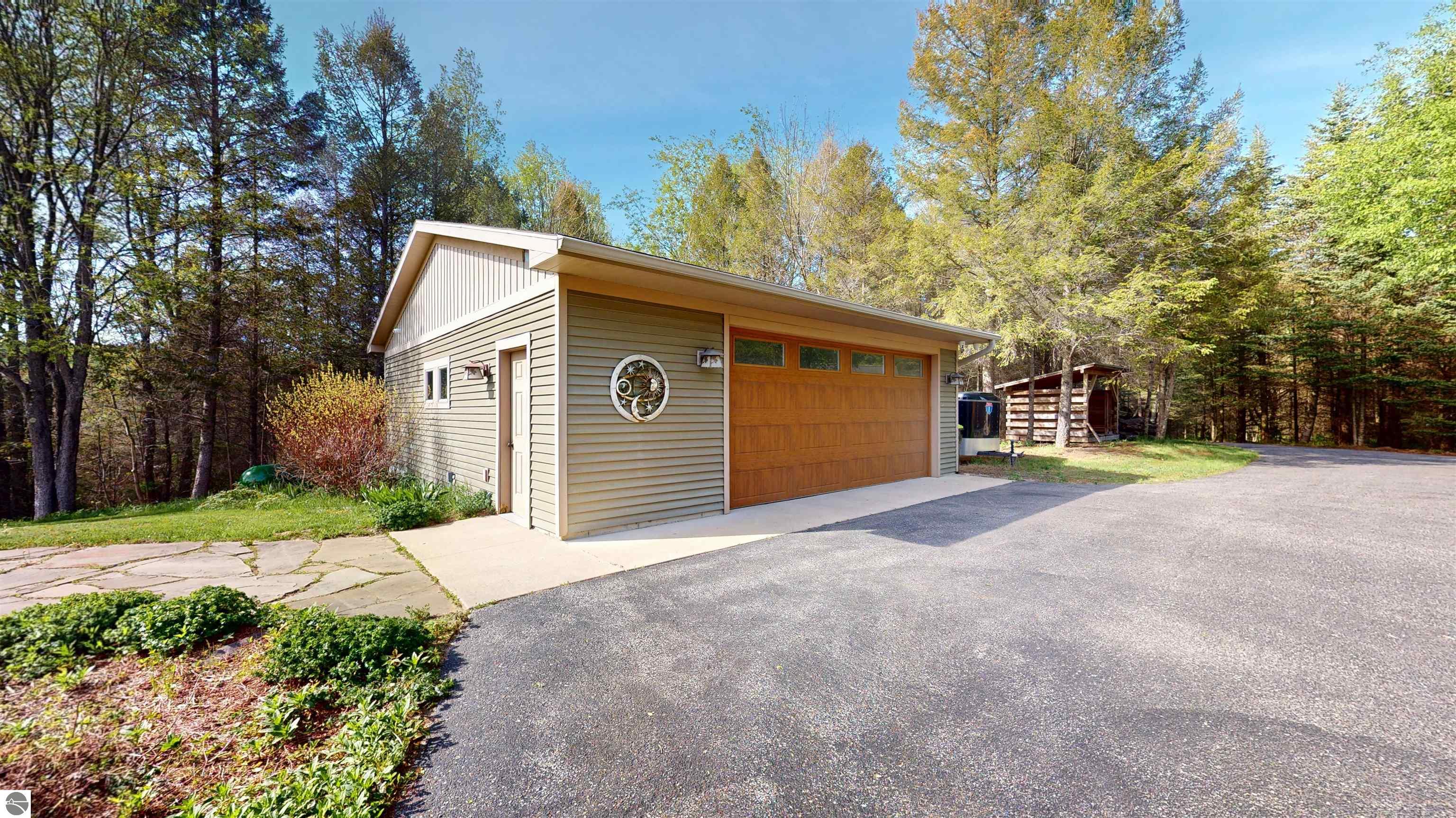 2525 Burdickville Road