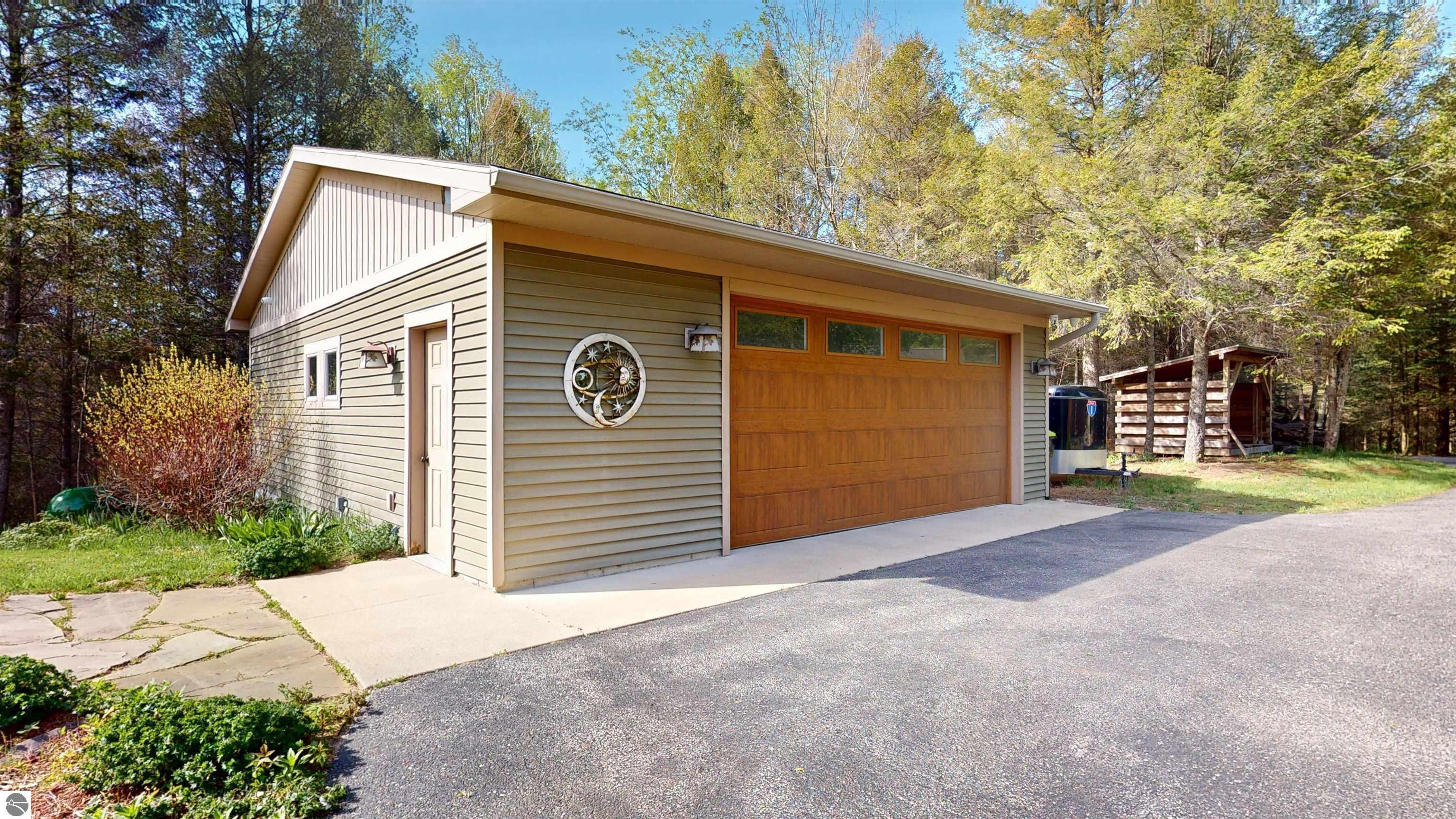 2525 Burdickville Road