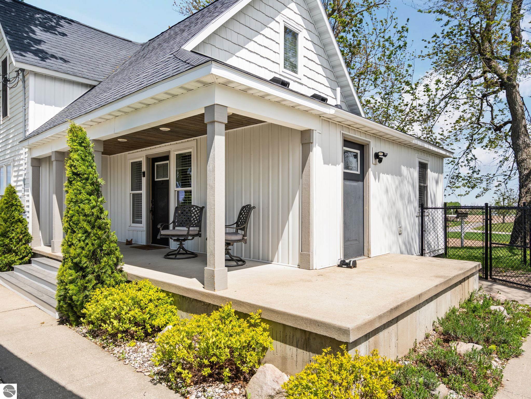 9103 E County Line Road