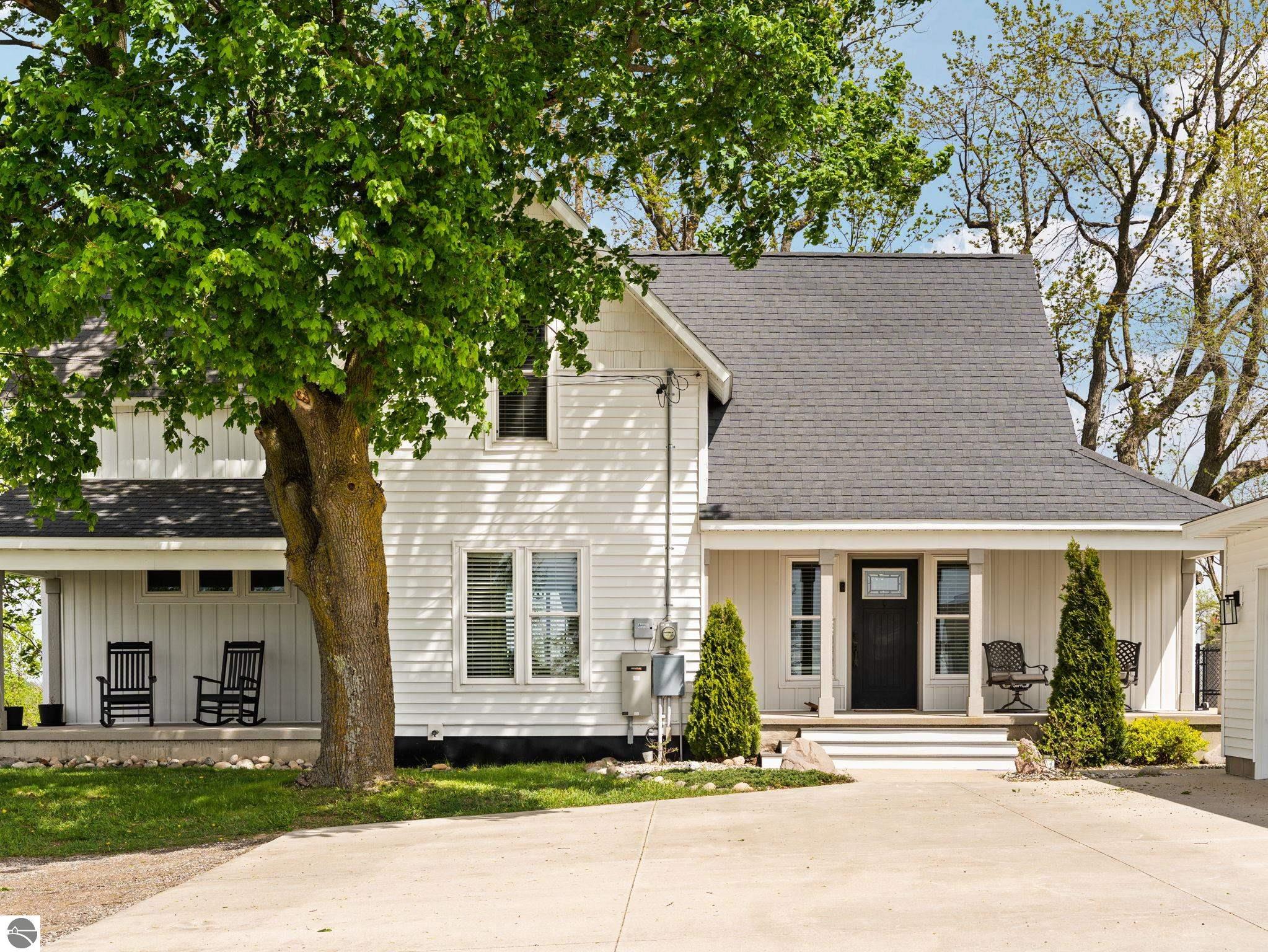 9103 E County Line Road