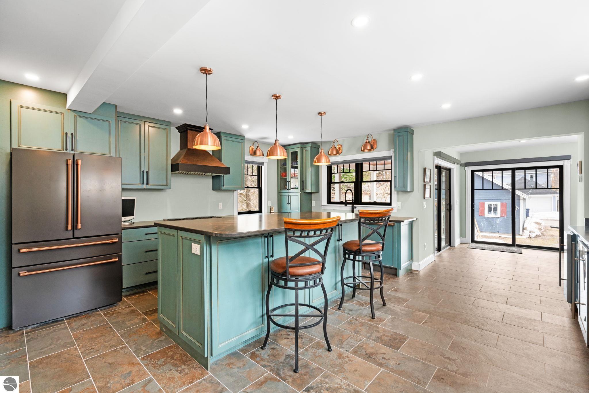 525 Fifth Street