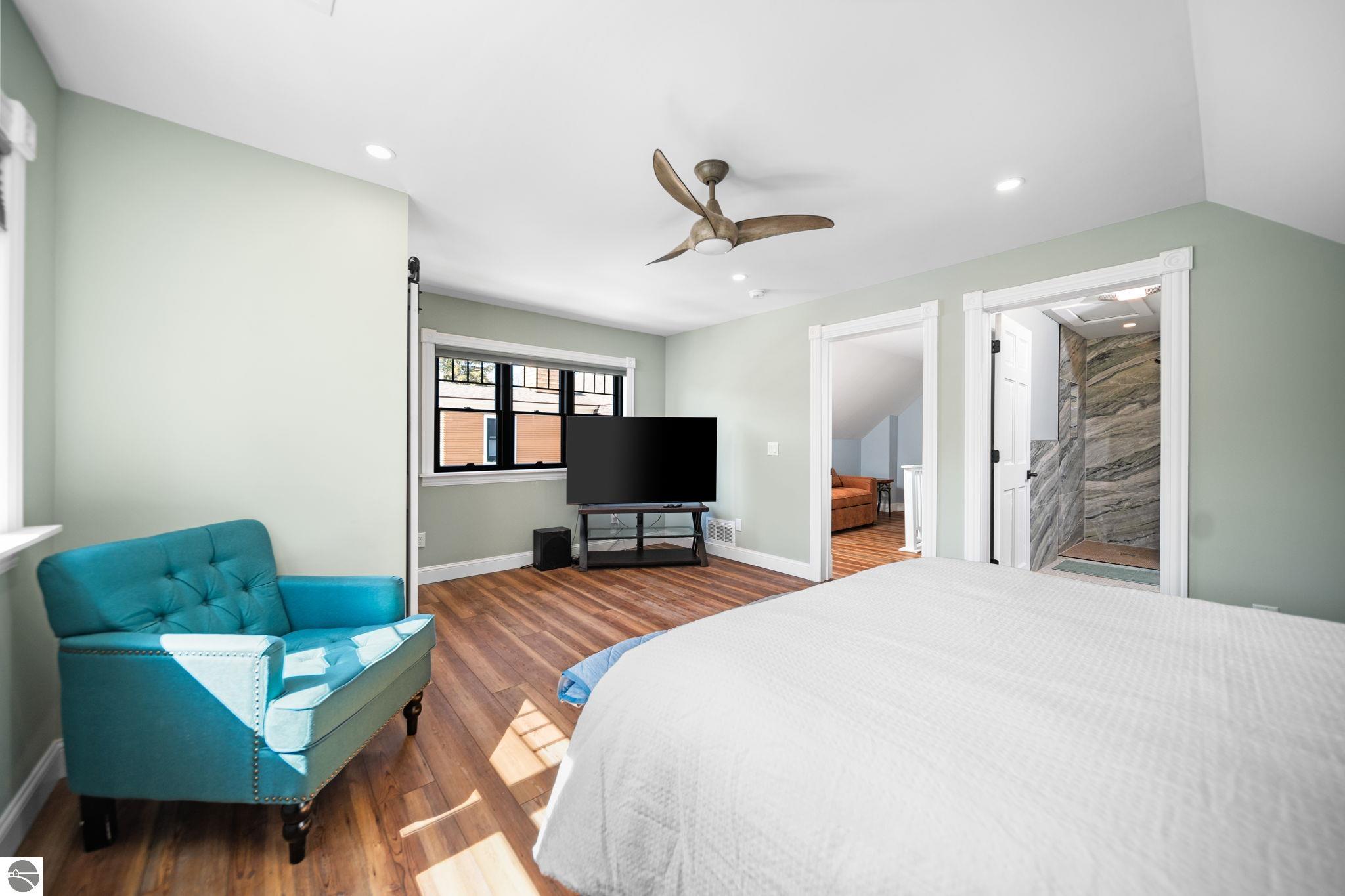 525 Fifth Street
