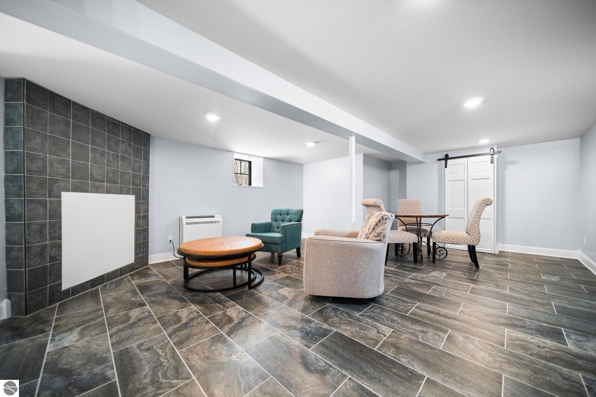 525 Fifth Street