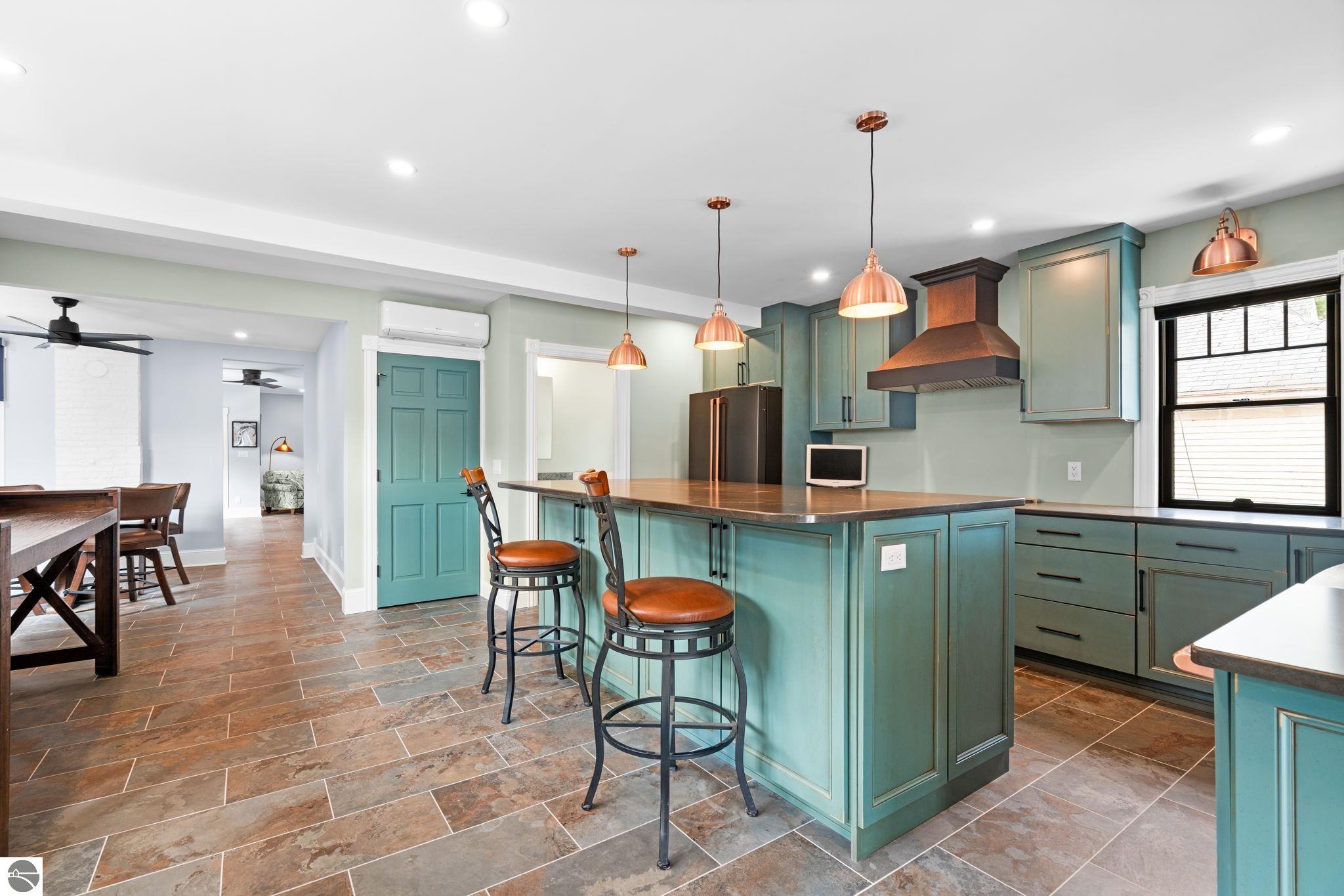 525 Fifth Street