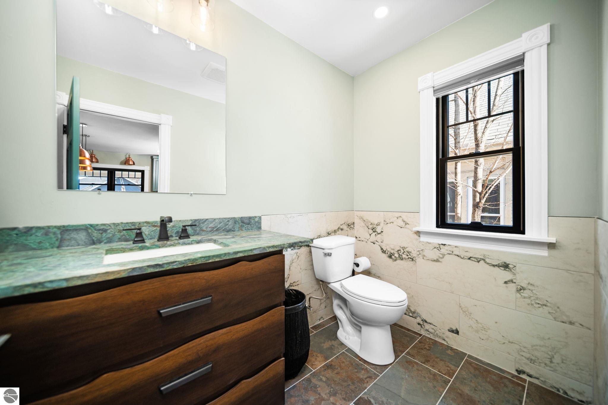 525 Fifth Street