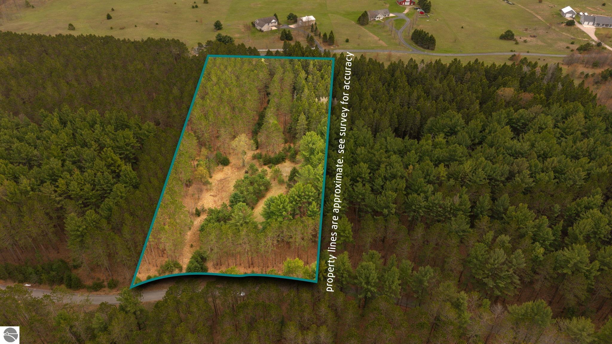 3695 W Timber Lane