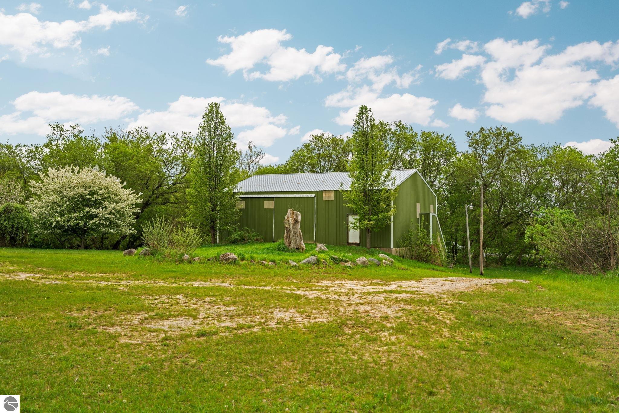 2631 Sparling Road