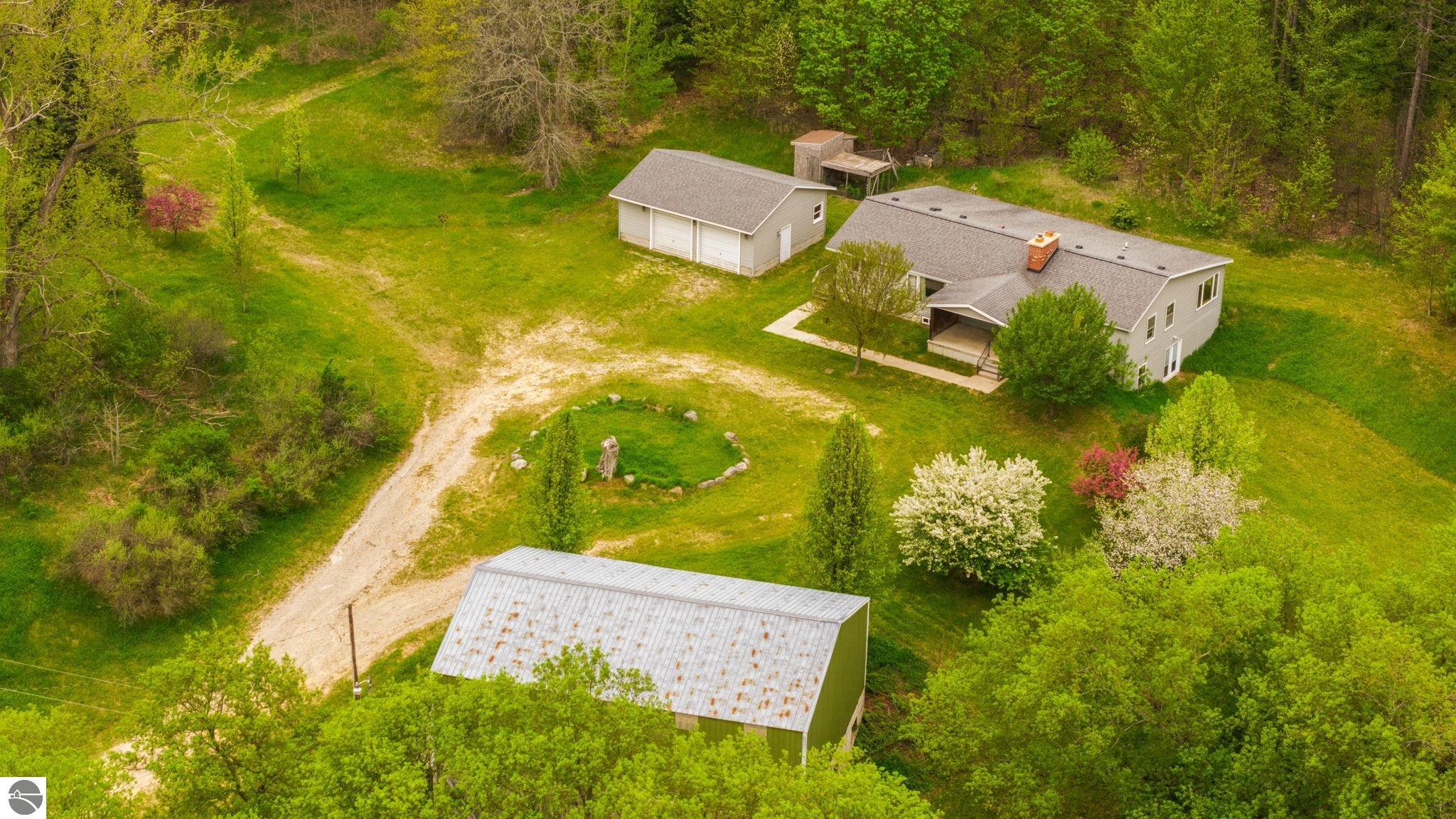 2631 Sparling Road