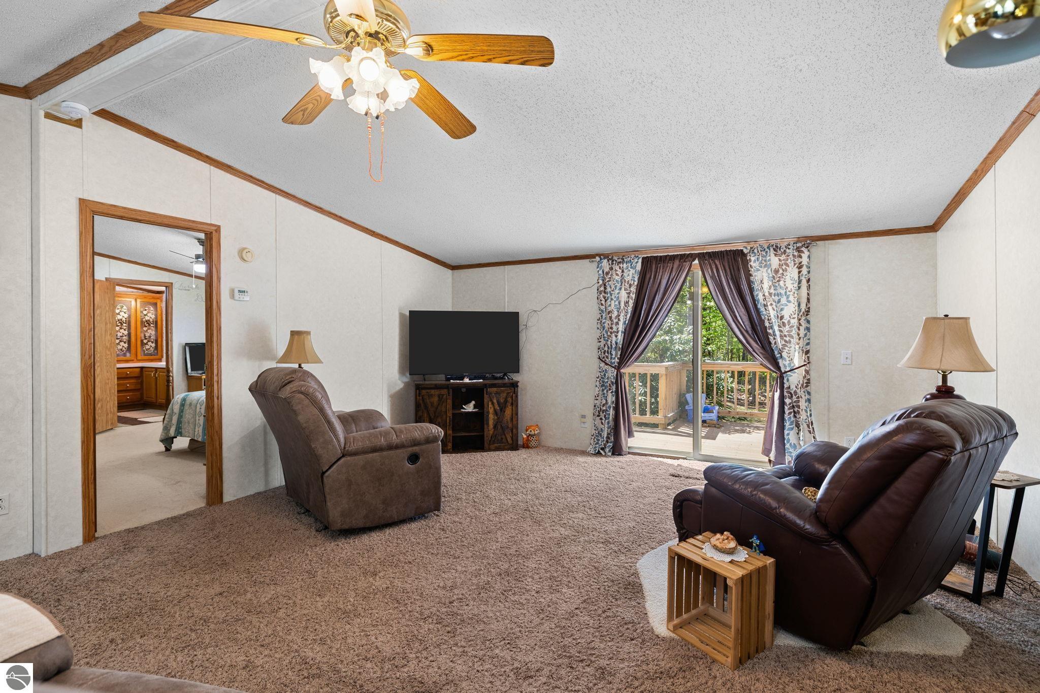 10908 Vans Lane