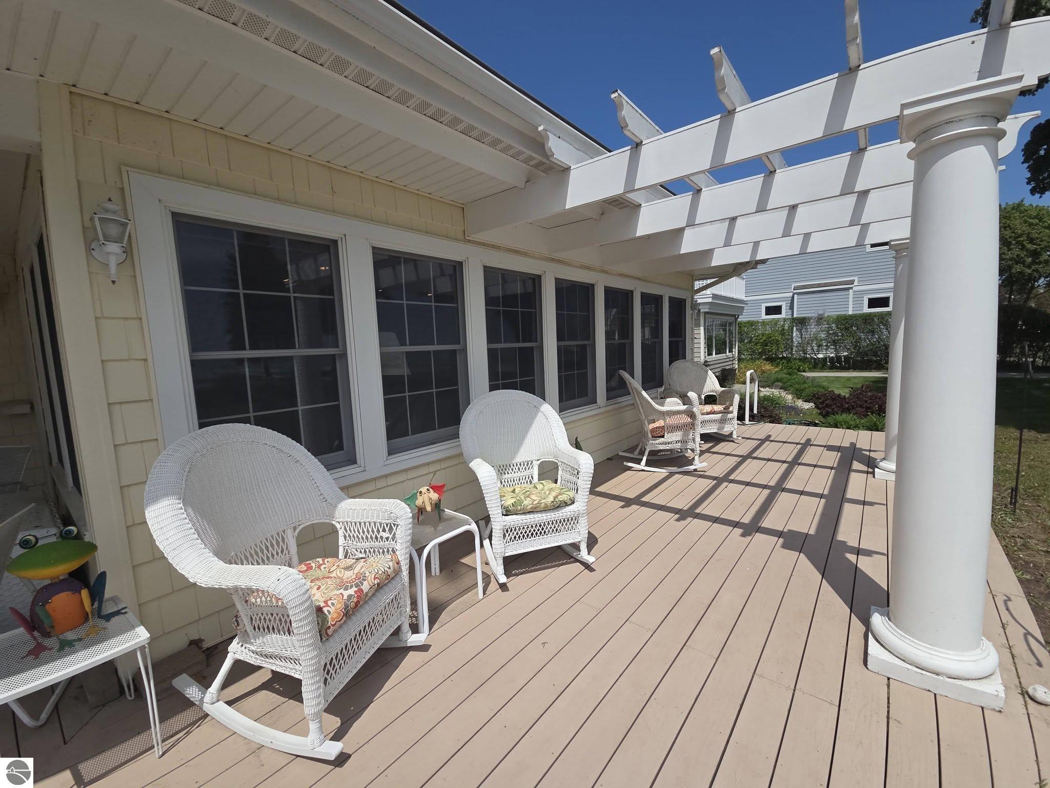 340 S East Bay Boulevard