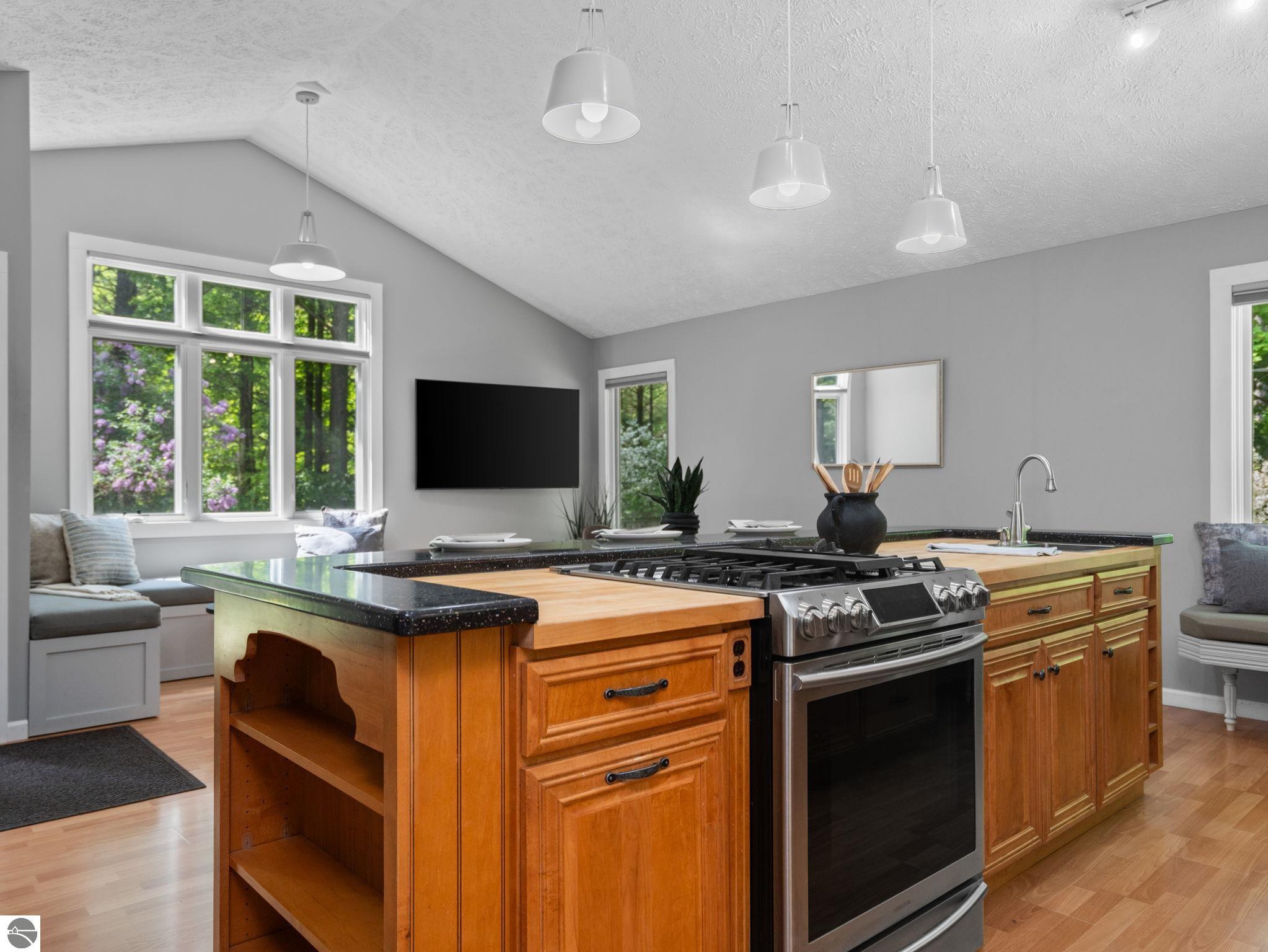 4834 Williamsburg Road