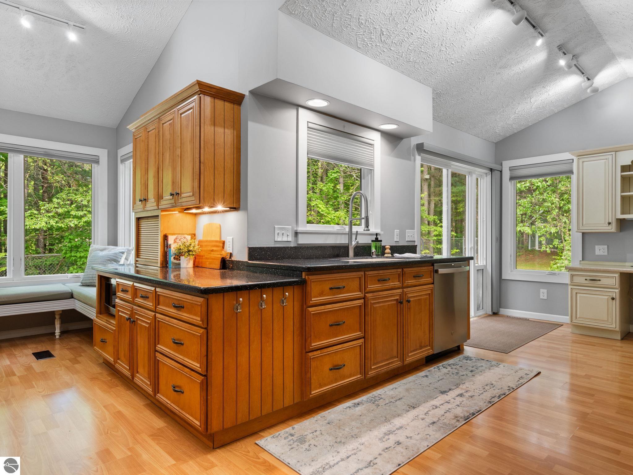 4834 Williamsburg Road