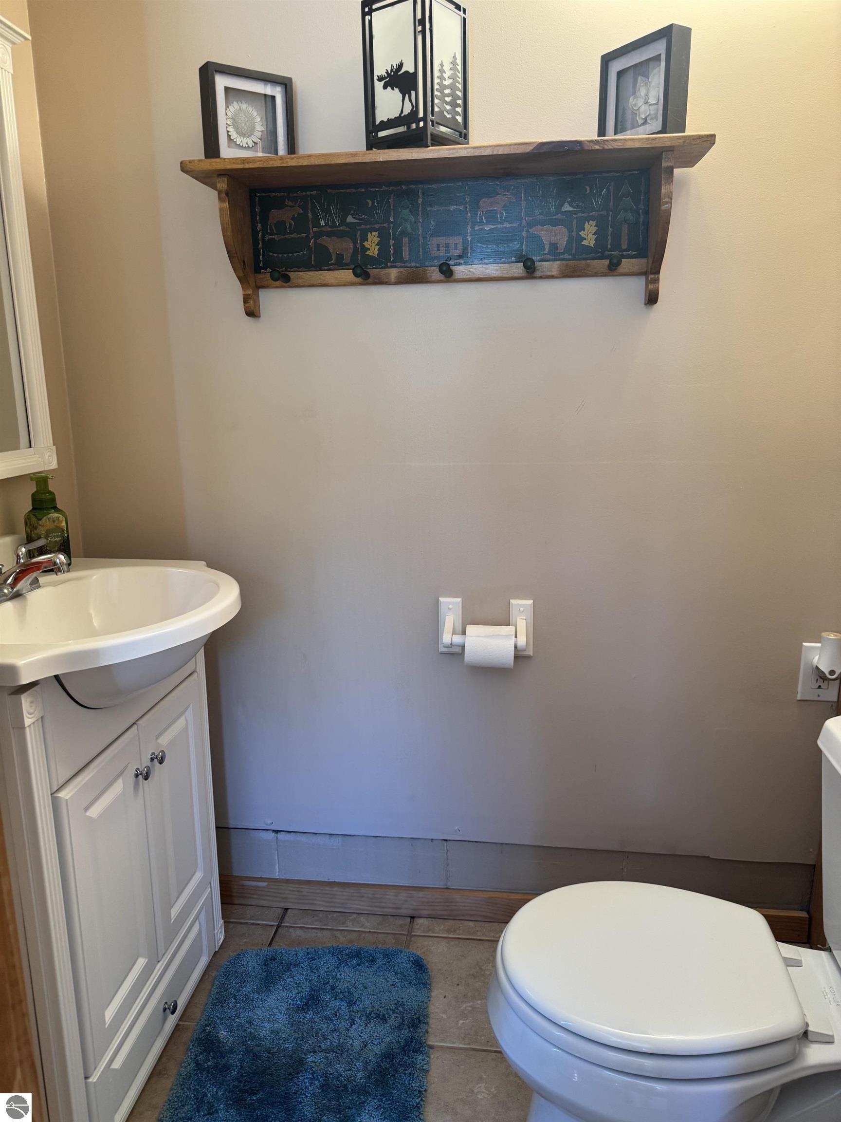 146 E Sixteenth Street