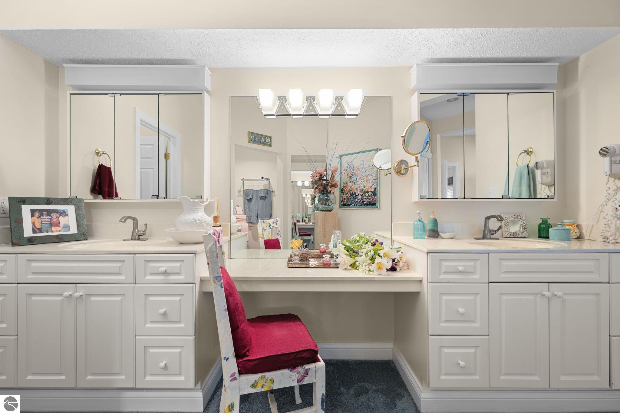 6130 Singletree Lane Unit 2