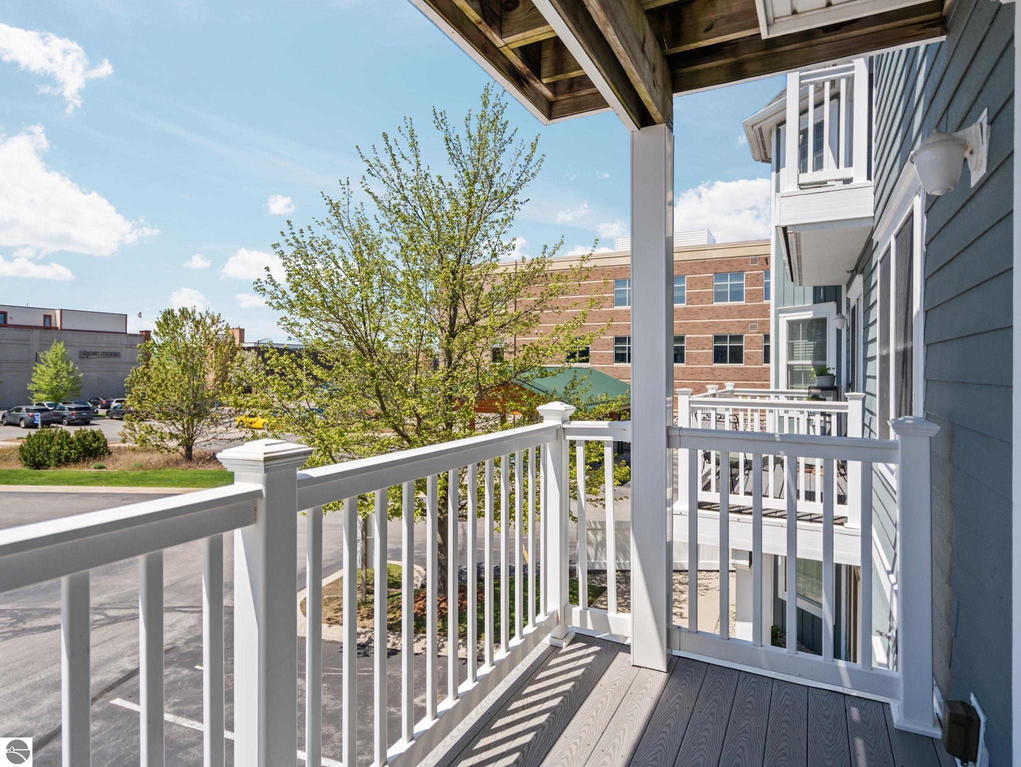 100 Hope Street # 209