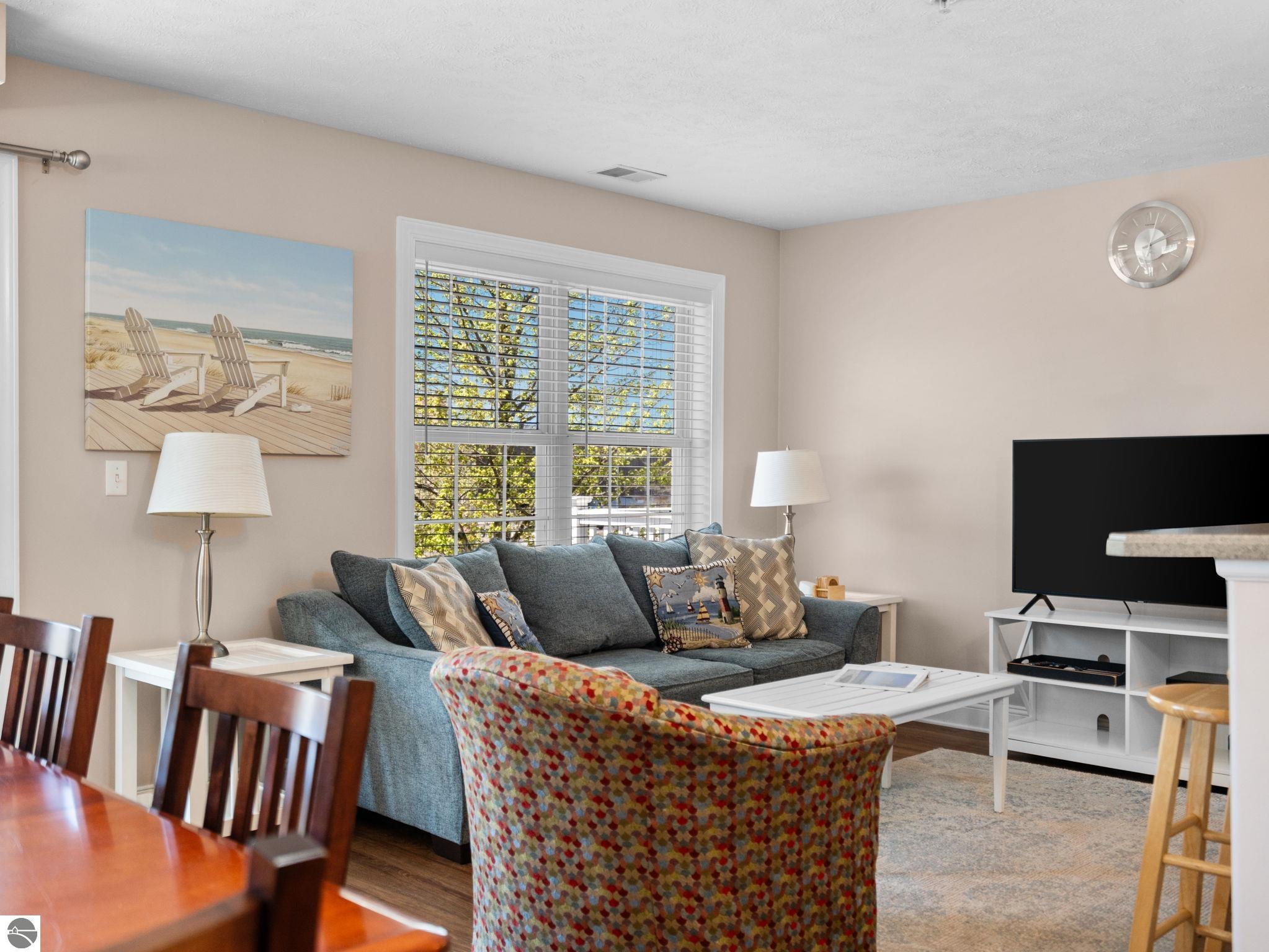 100 Hope Street # 209