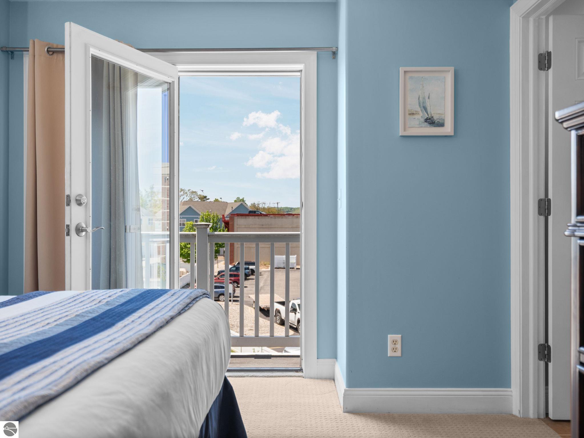 100 Hope Street # 209