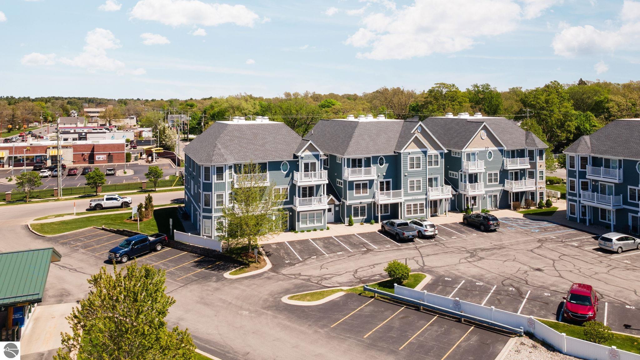 100 Hope Street # 209