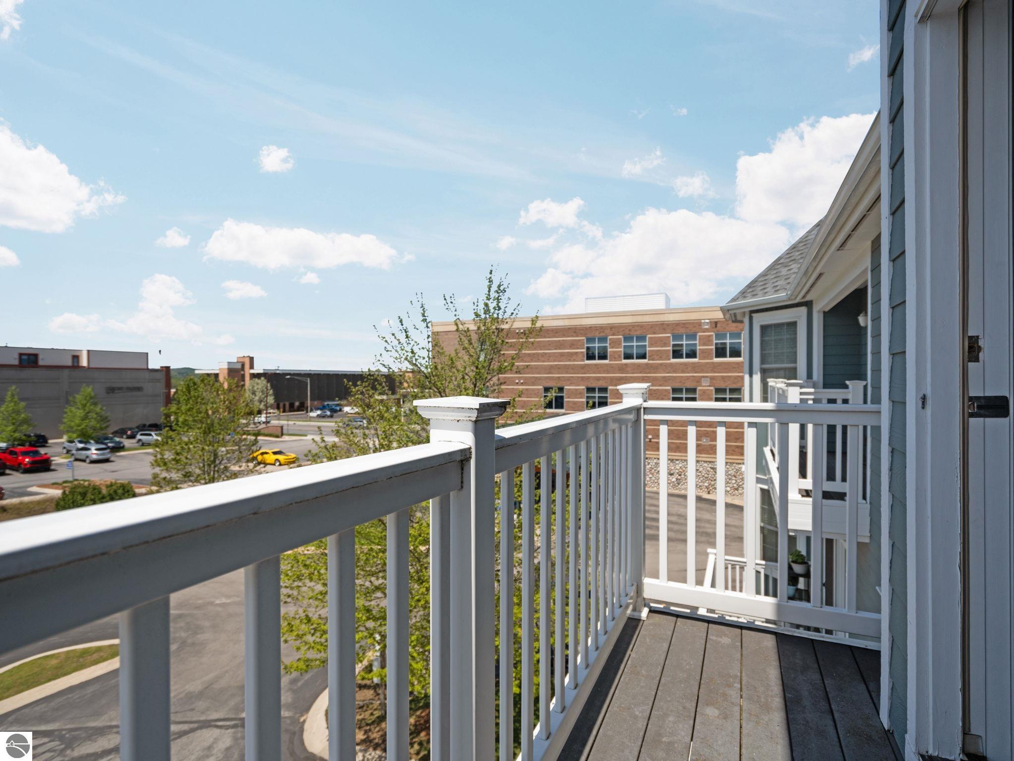 100 Hope Street # 209