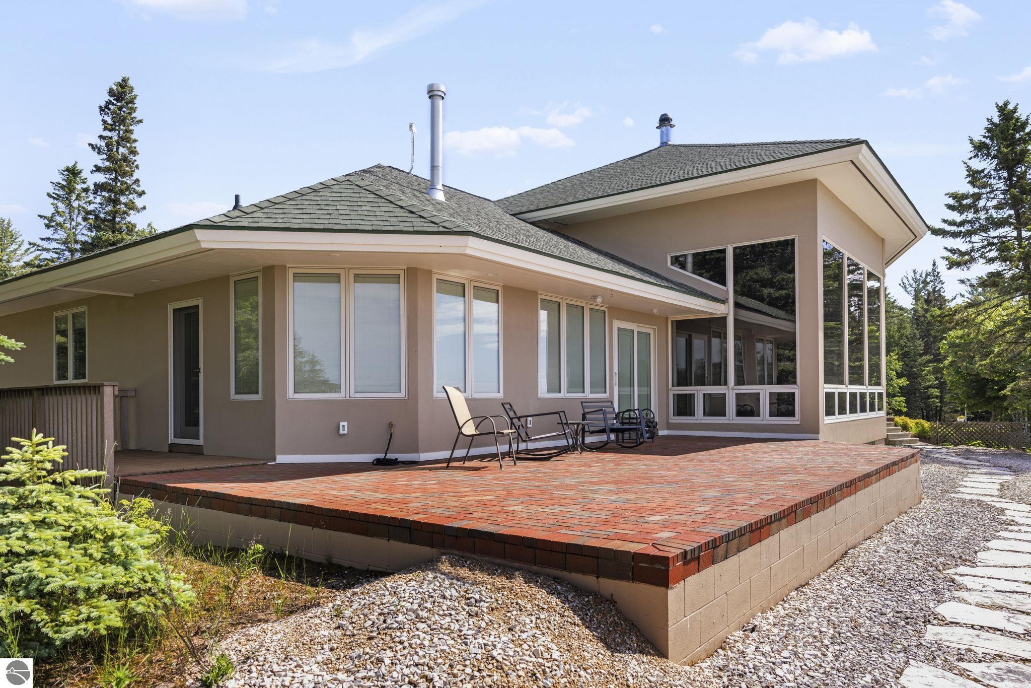5343 Michibay Drive