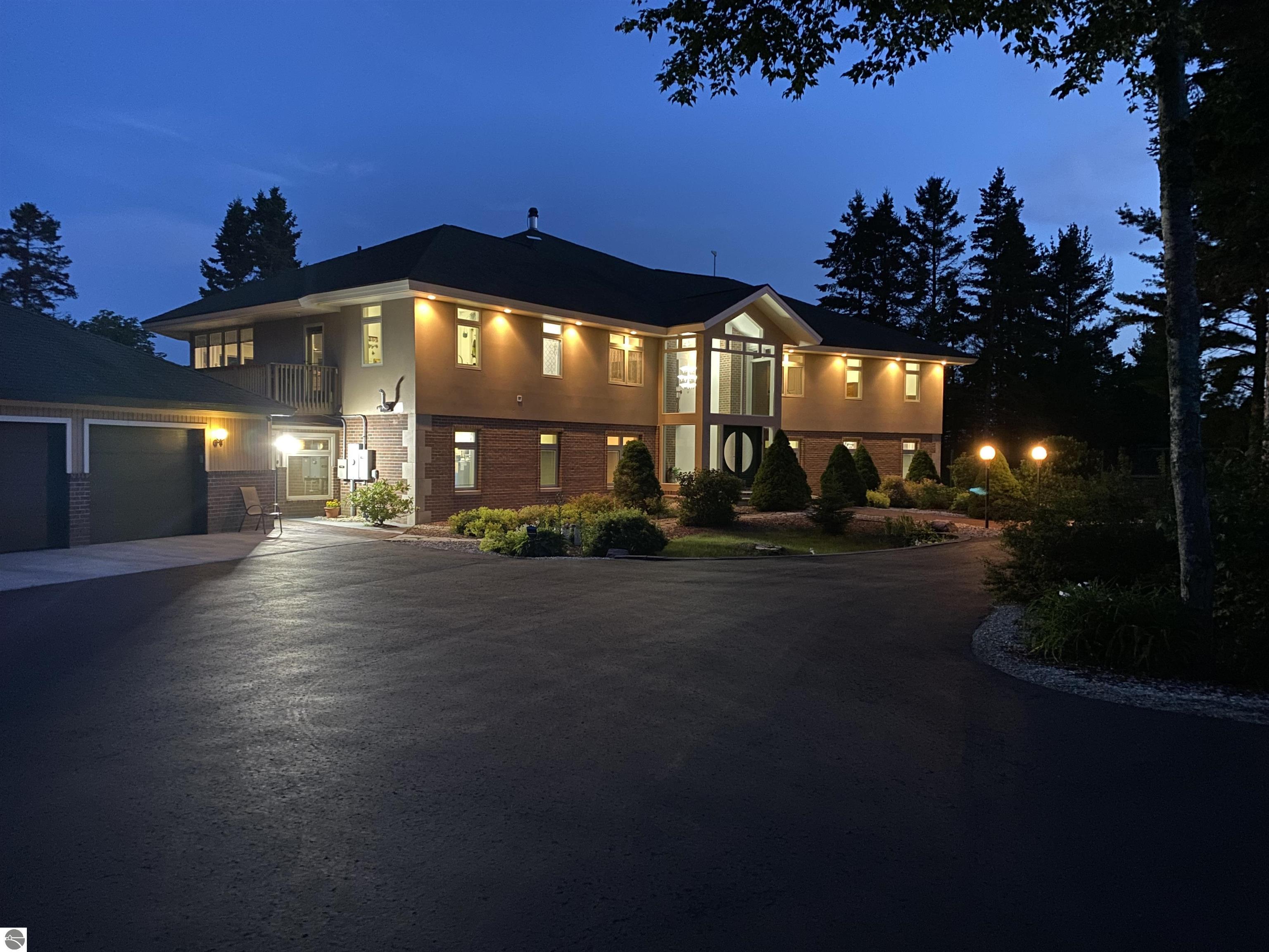 5343 Michibay Drive